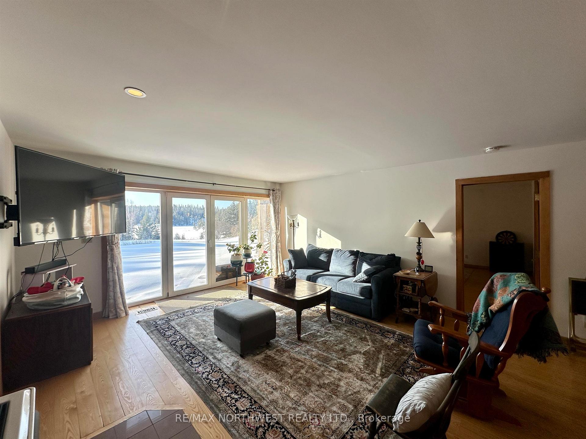 Photo 27 of 446 Carlton Road, Kenora, Redditt Road West — HOMEH