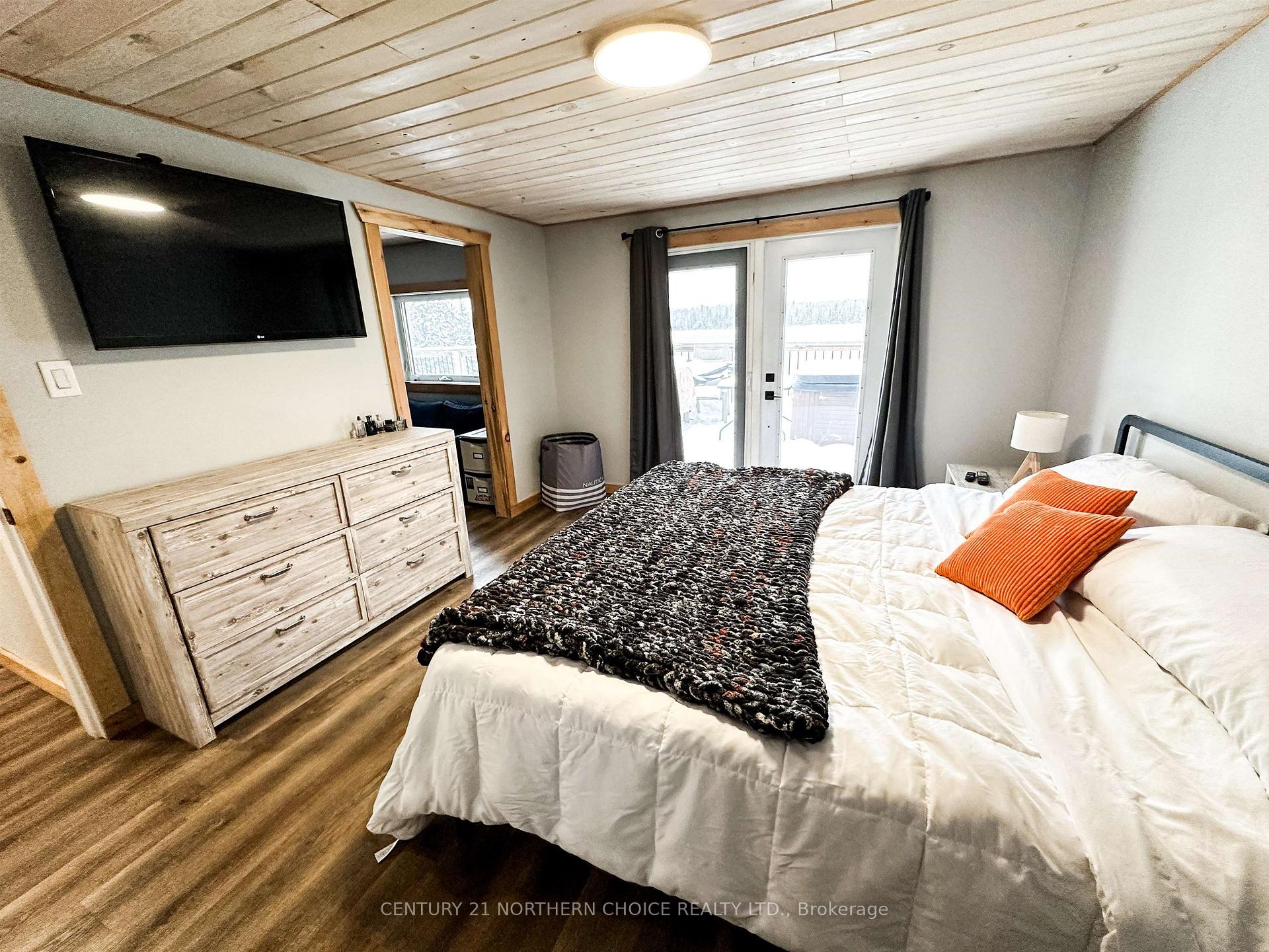 Photo 11 of 111 English River Road, Ear Falls — HOMEH