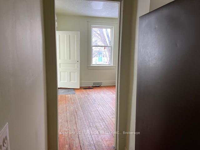 Photo 10 of 58 Ontario Street, Thunder Bay, Court / Cumberland — HOMEH