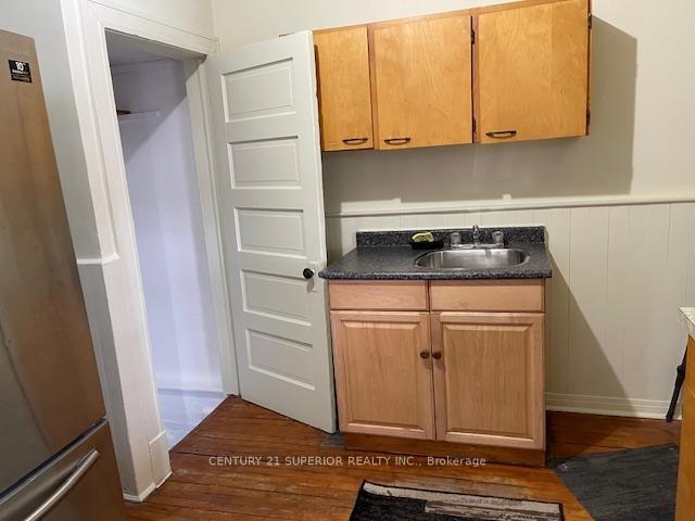 Photo 12 of 58 Ontario Street, Thunder Bay, Court / Cumberland — HOMEH