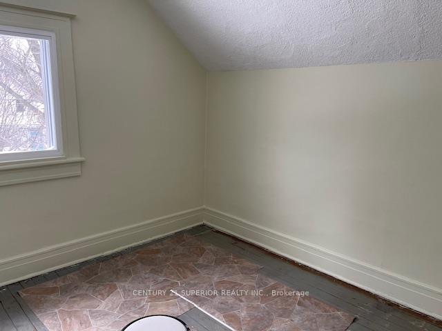 Photo 17 of 58 Ontario Street, Thunder Bay, Court / Cumberland — HOMEH