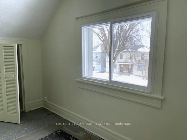 Photo 23 of 58 Ontario Street, Thunder Bay, Court / Cumberland — HOMEH