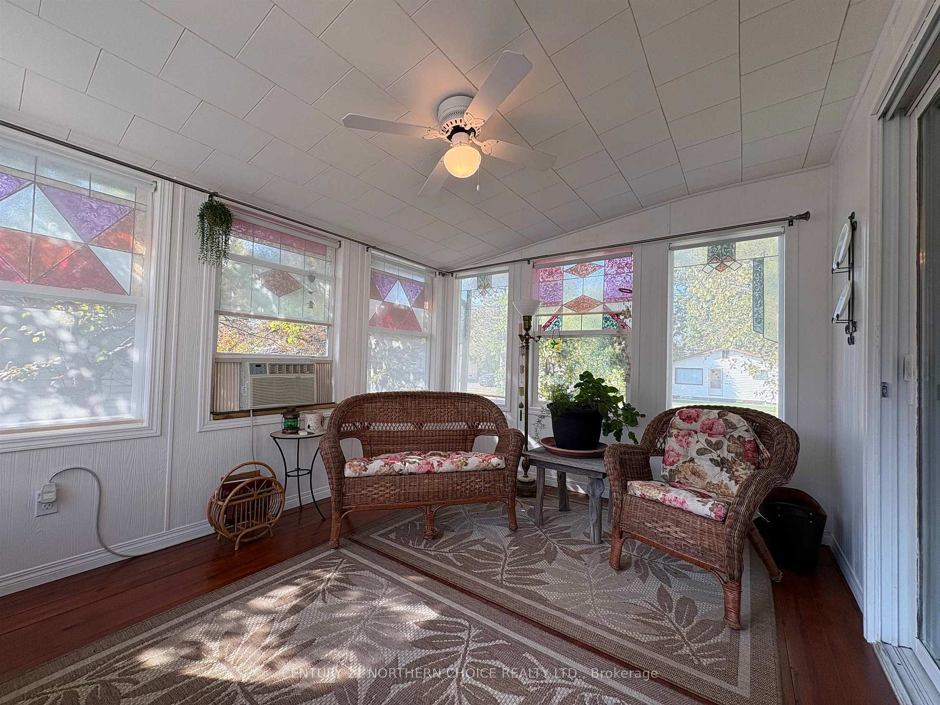 Photo 18 of 558 Elm Avenue, Fort Frances — HOMEH