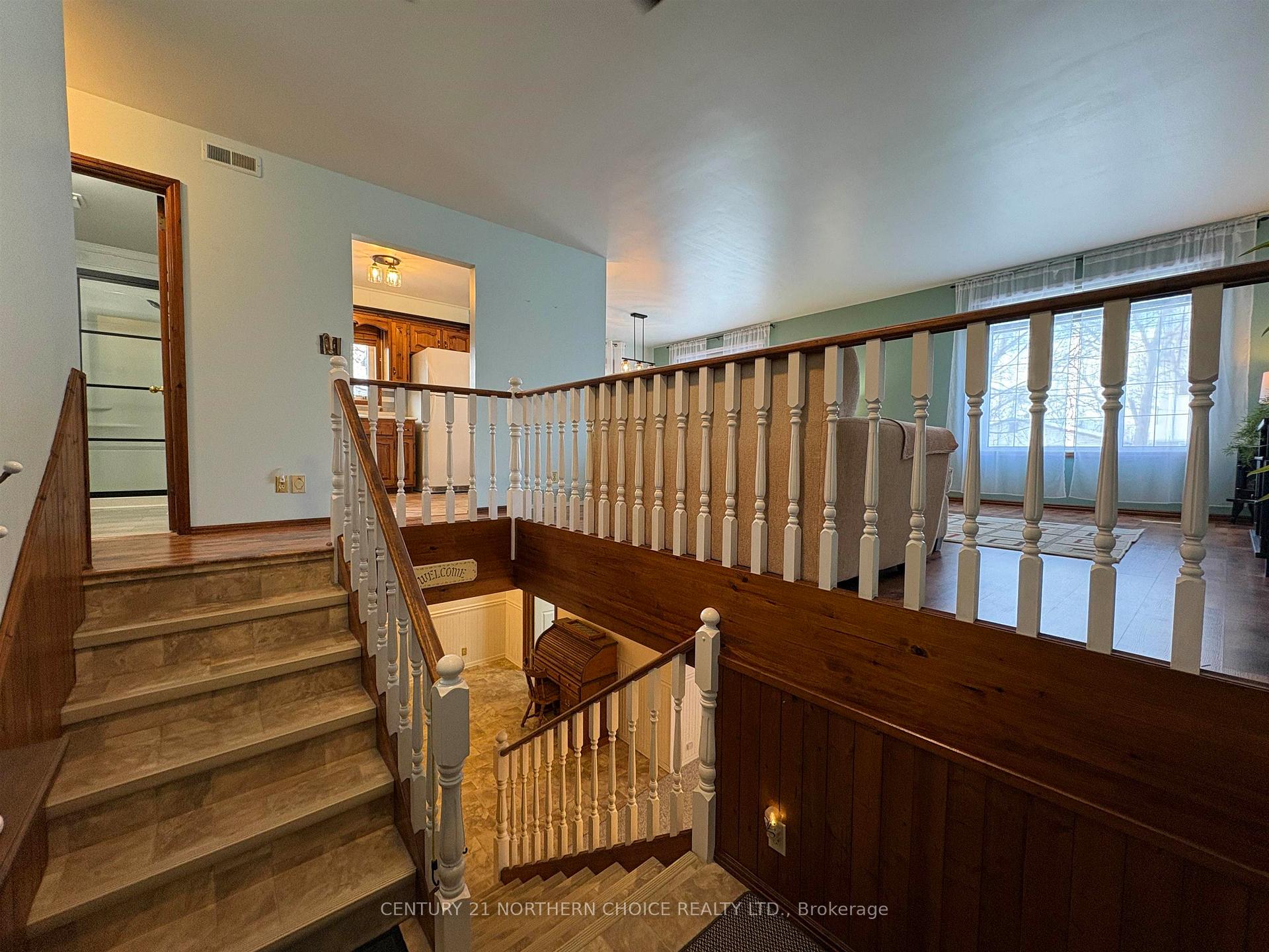Photo 27 of 558 Elm Avenue, Fort Frances — HOMEH