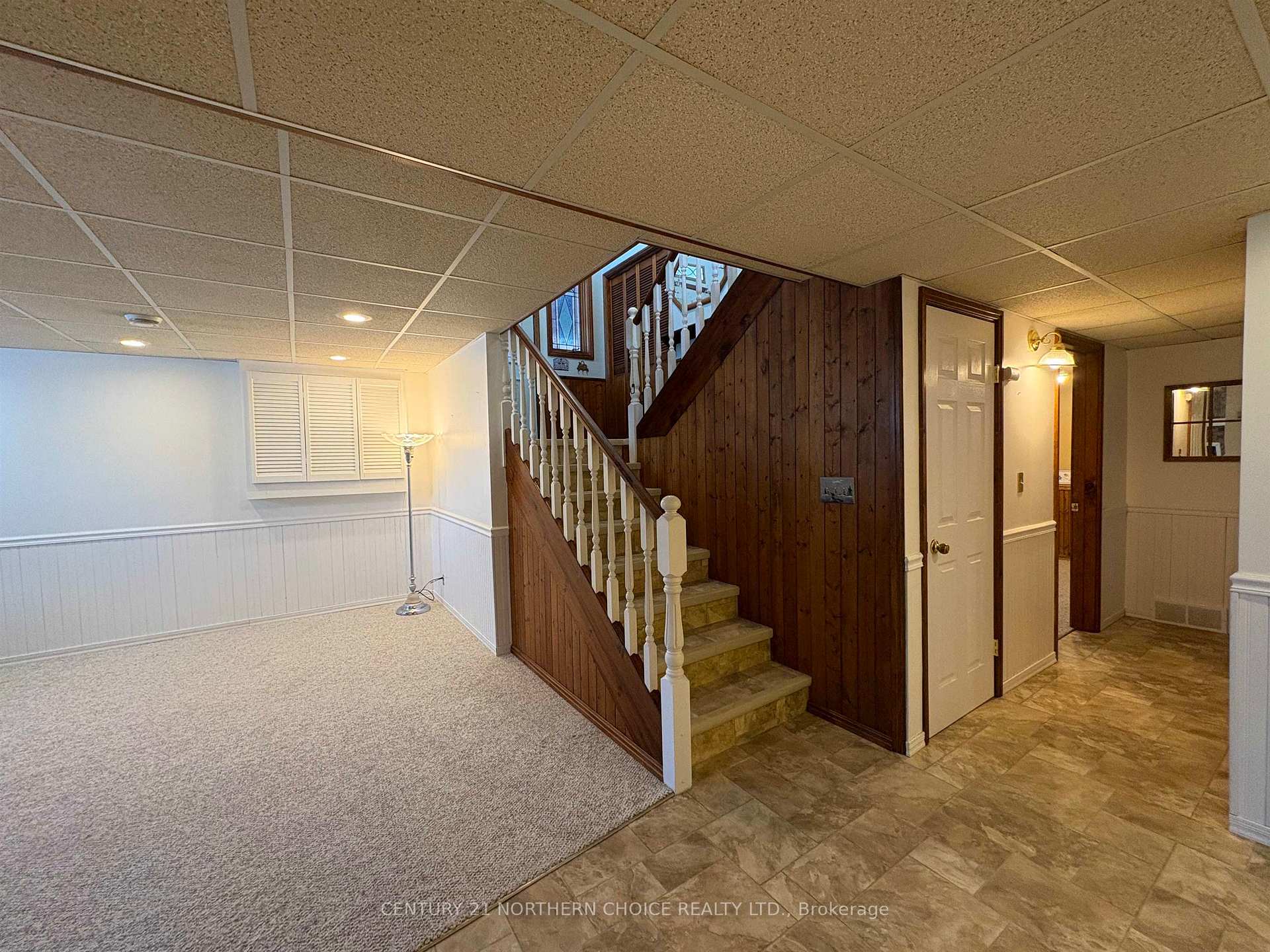 Photo 33 of 558 Elm Avenue, Fort Frances — HOMEH