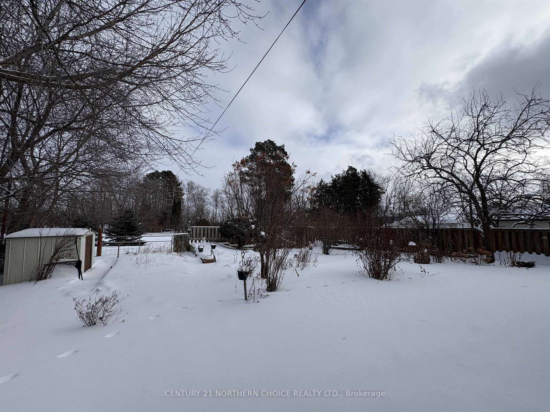 Photo 40 of 558 Elm Avenue, Fort Frances — HOMEH