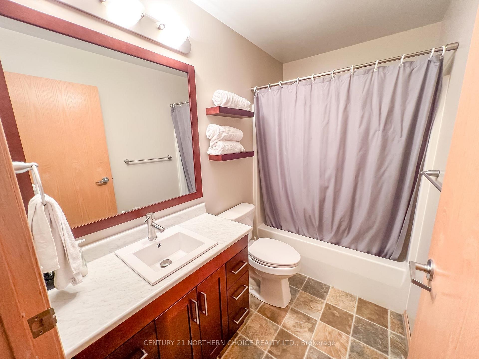 Photo 20 of 5- 204 Bay Road S, Kenora, Norman — HOMEH