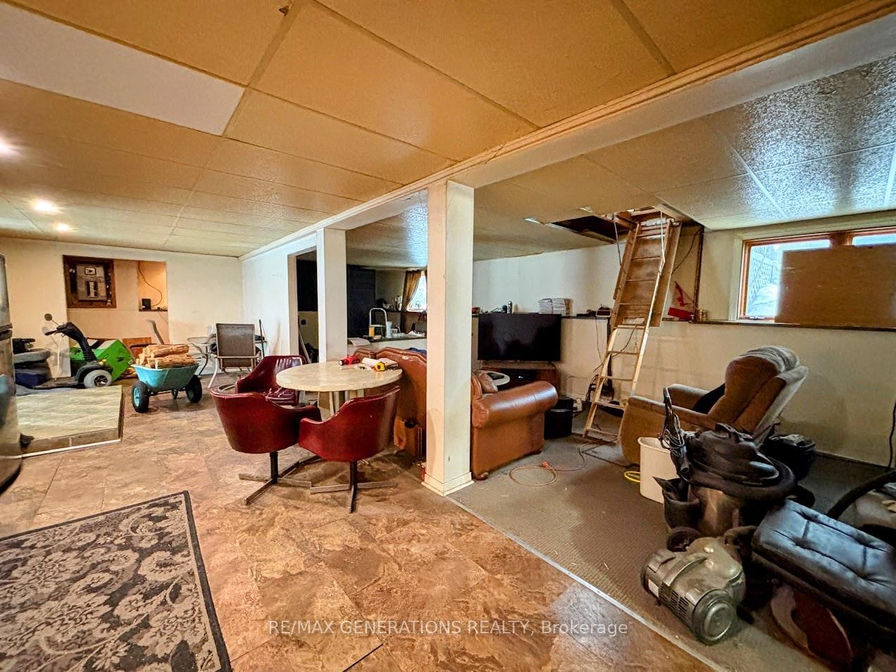 Photo 24 of 43 Lynx Avenue, Manitouwadge — HOMEH