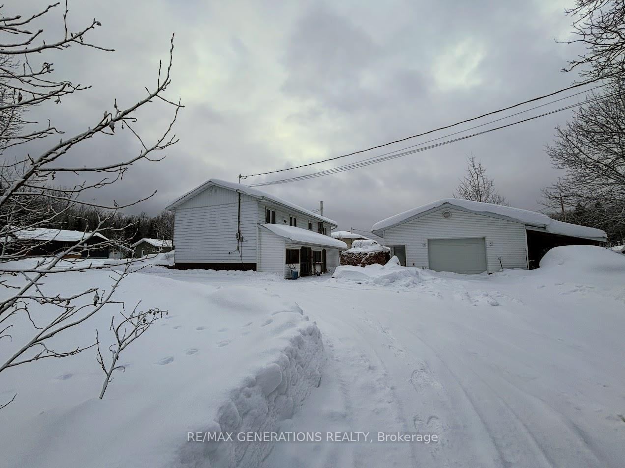 Photo 35 of 43 Lynx Avenue, Manitouwadge — HOMEH
