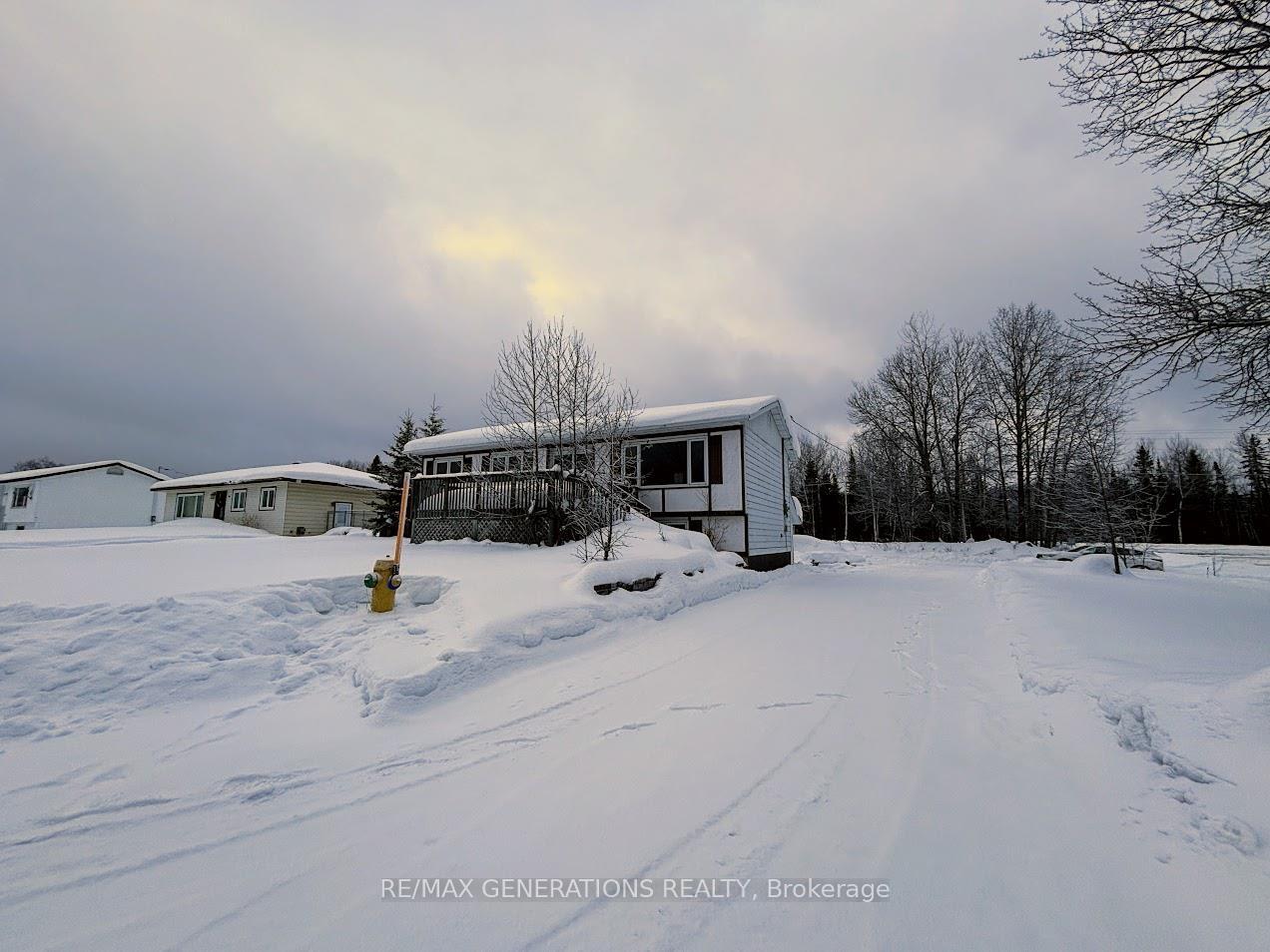 Photo 36 of 43 Lynx Avenue, Manitouwadge — HOMEH