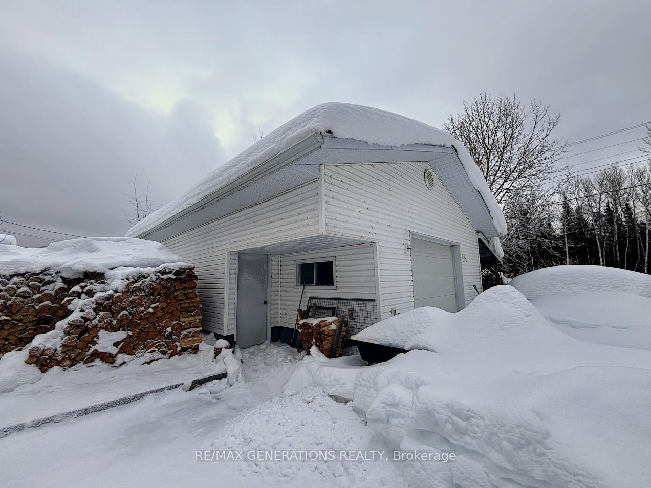 Photo 37 of 43 Lynx Avenue, Manitouwadge — HOMEH