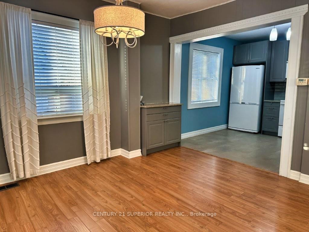 Photo 18 of 130 Pine Street, Thunder Bay, College Heights — HOMEH