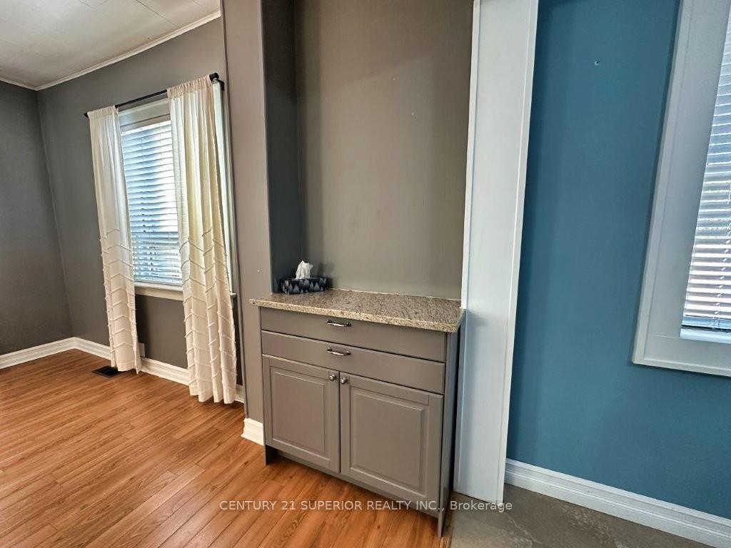 Photo 19 of 130 Pine Street, Thunder Bay, College Heights — HOMEH
