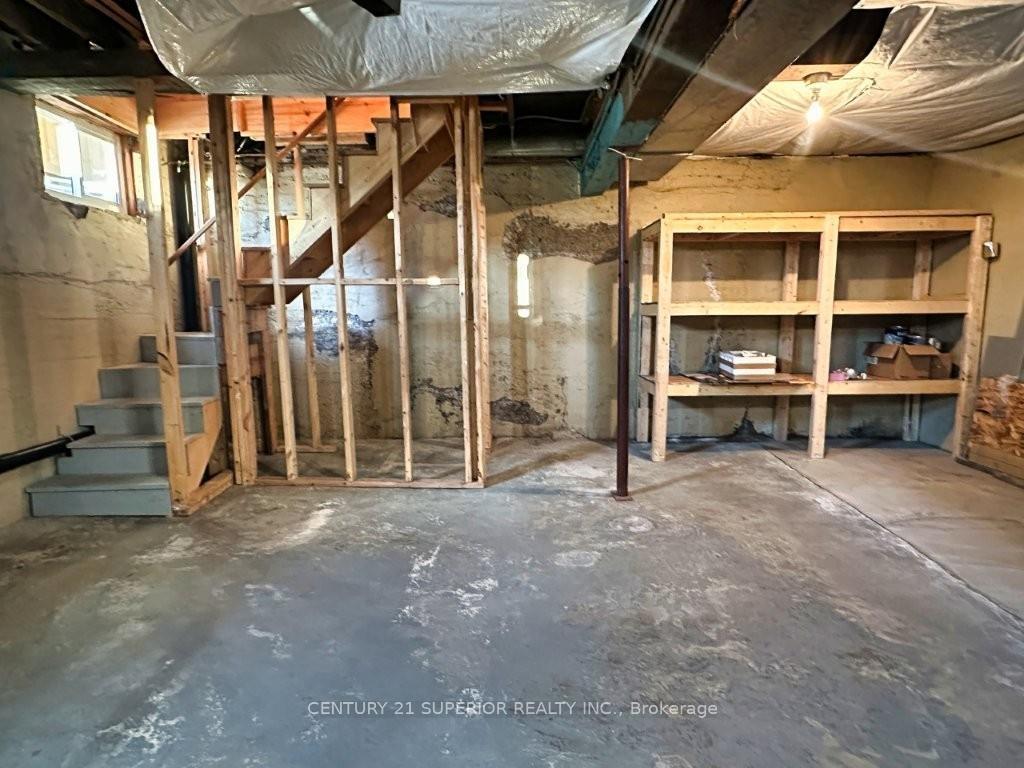 Photo 34 of 130 Pine Street, Thunder Bay, College Heights — HOMEH