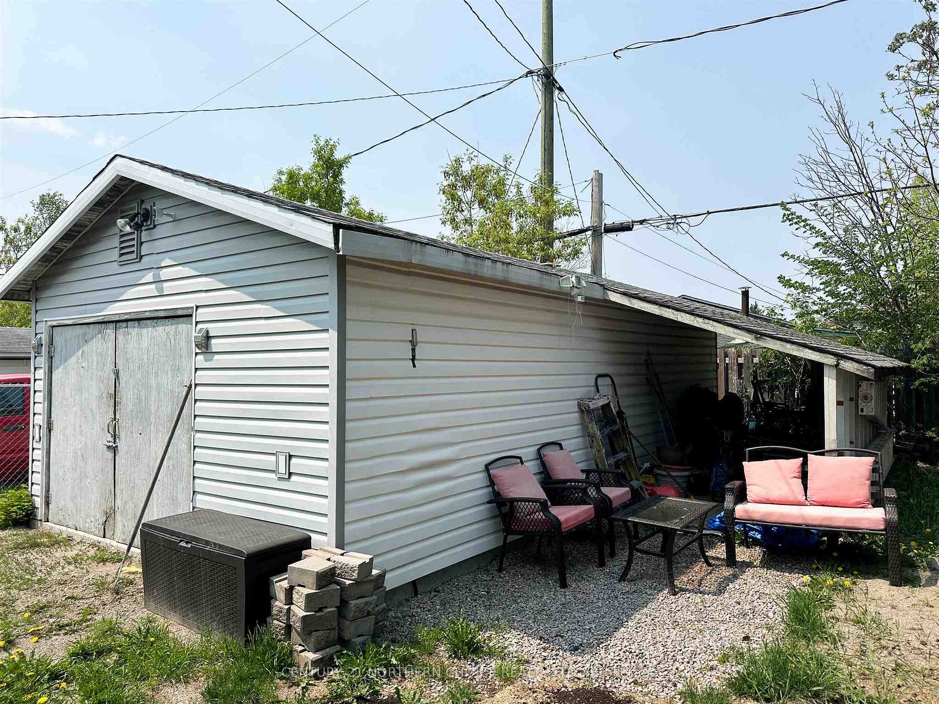 Photo 15 of 79 Dickenson Road, Red Lake — HOMEH
