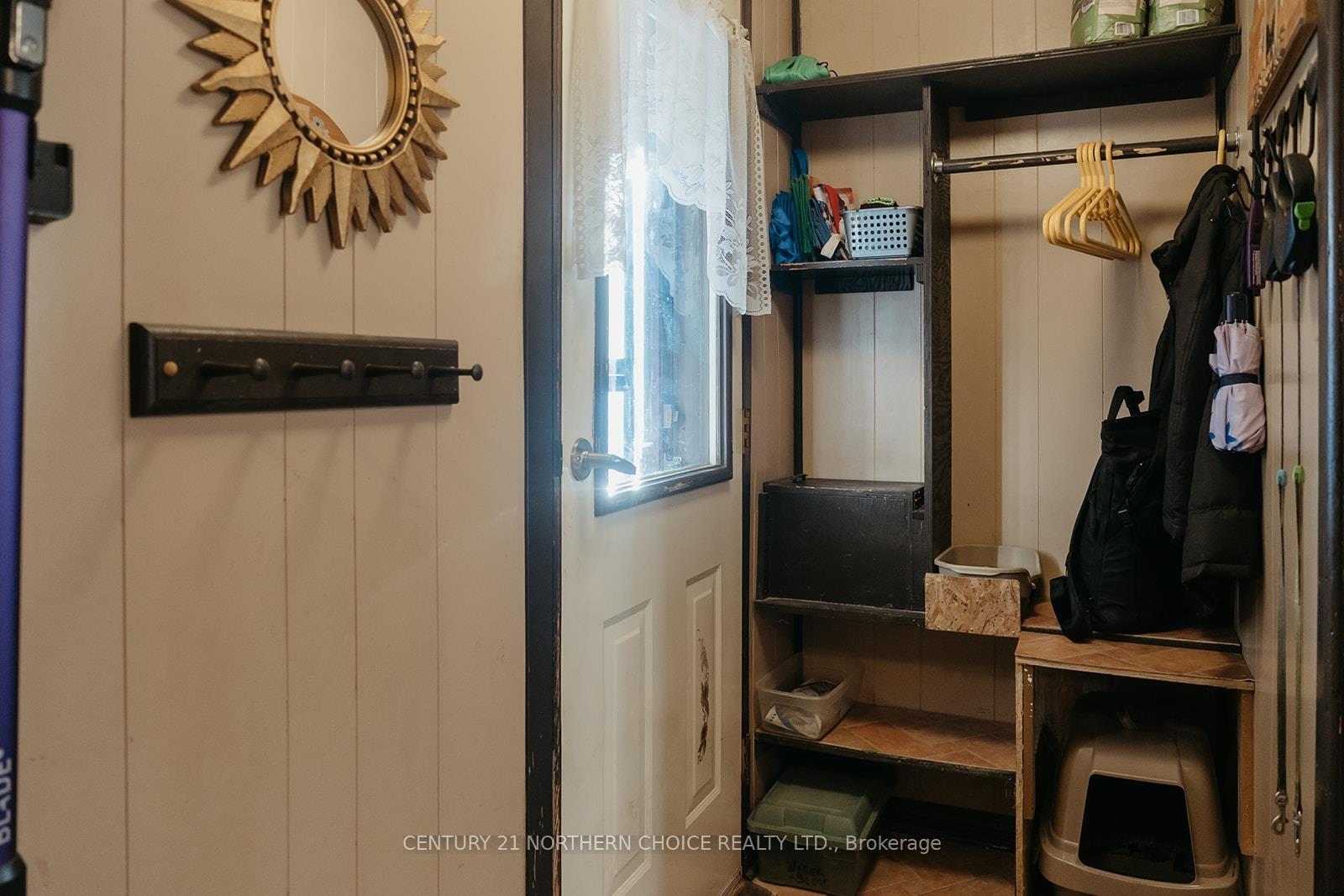 Photo 3 of 529 Fourth Avenue S, Kenora, Lakeside — HOMEH