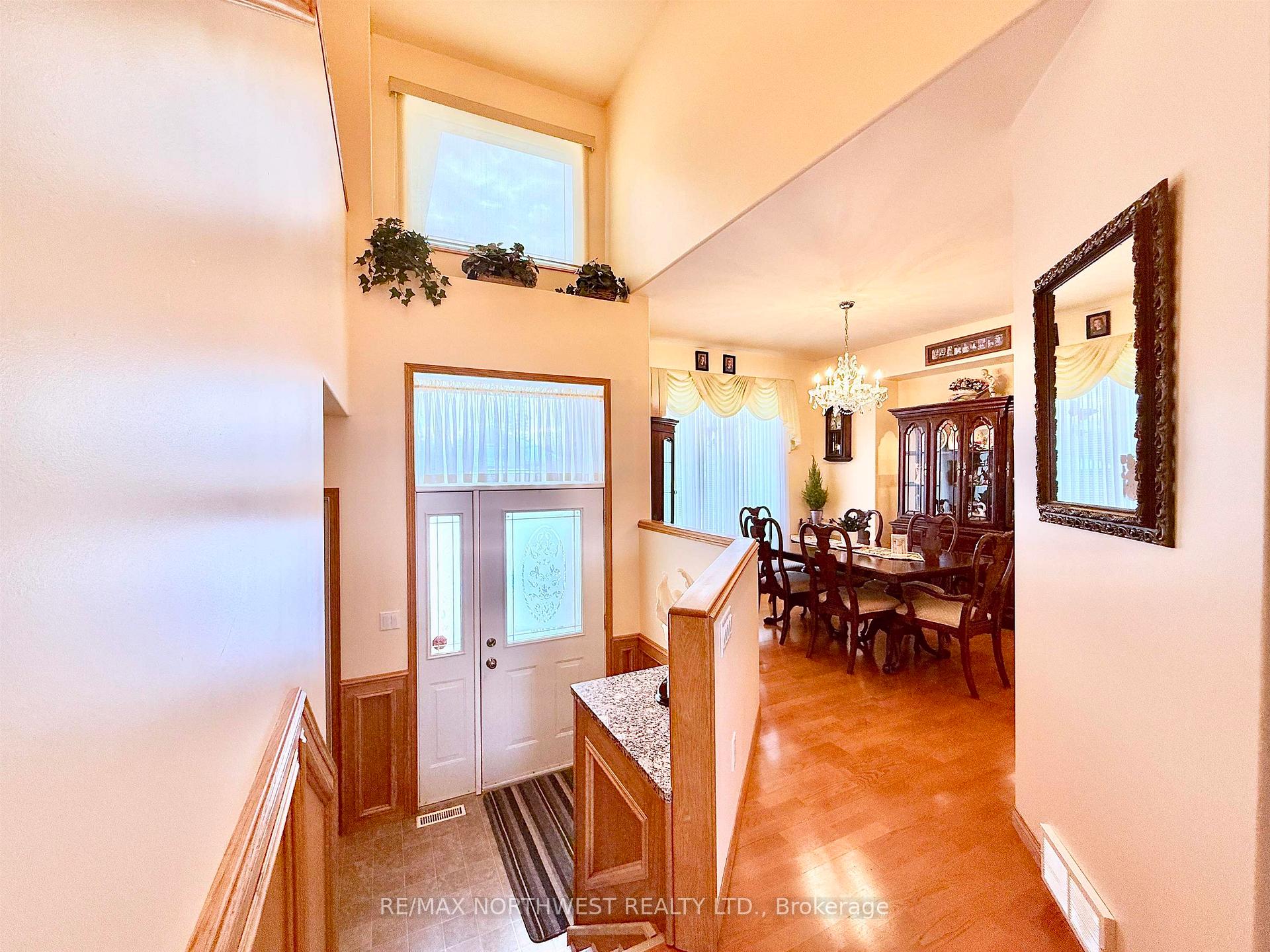 Photo 2 of 16 Pine Ridge Drive, Kenora, South Park Estate — HOMEH
