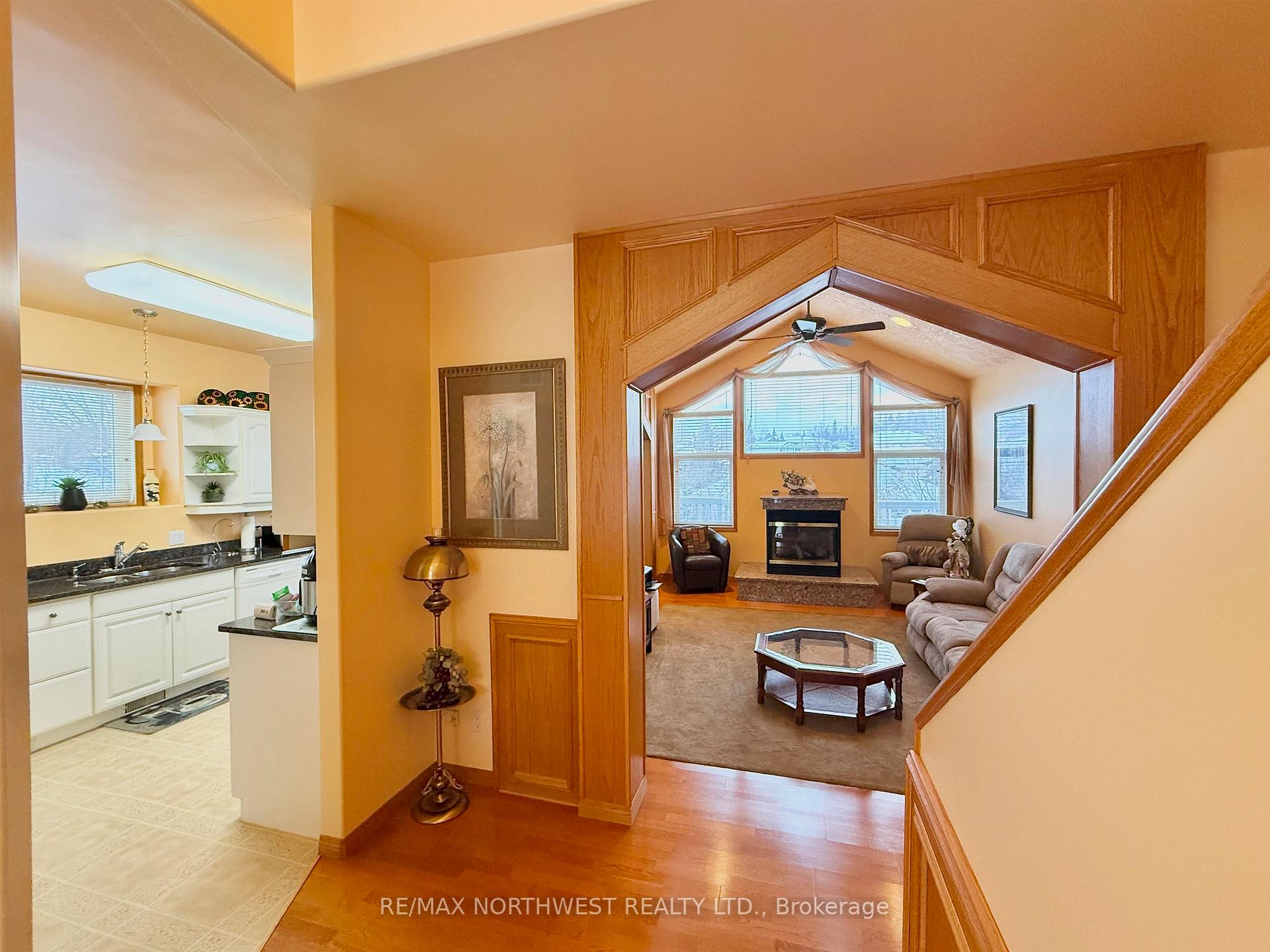 Photo 5 of 16 Pine Ridge Drive, Kenora, South Park Estate — HOMEH