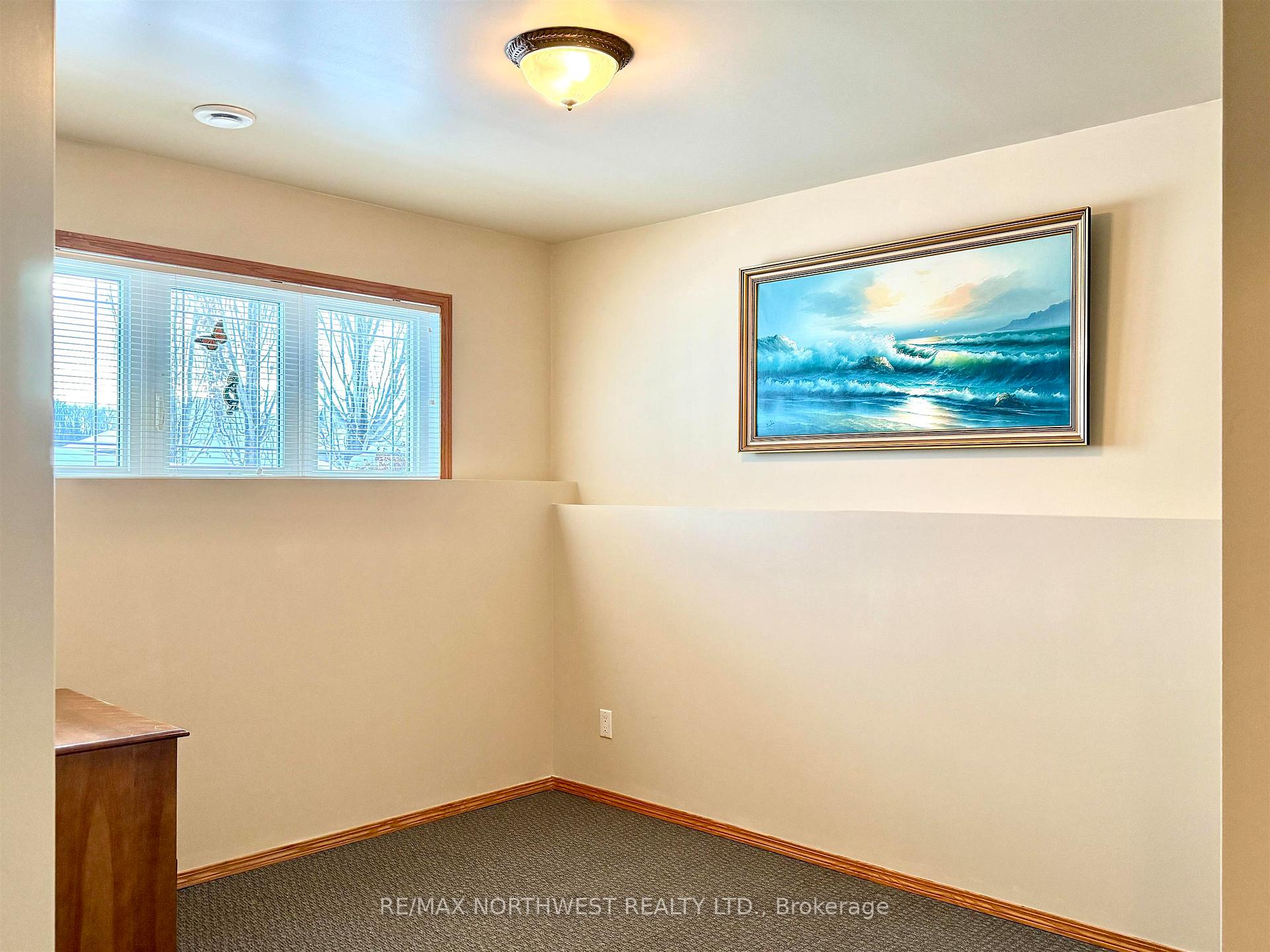 Photo 32 of 16 Pine Ridge Drive, Kenora, South Park Estate — HOMEH