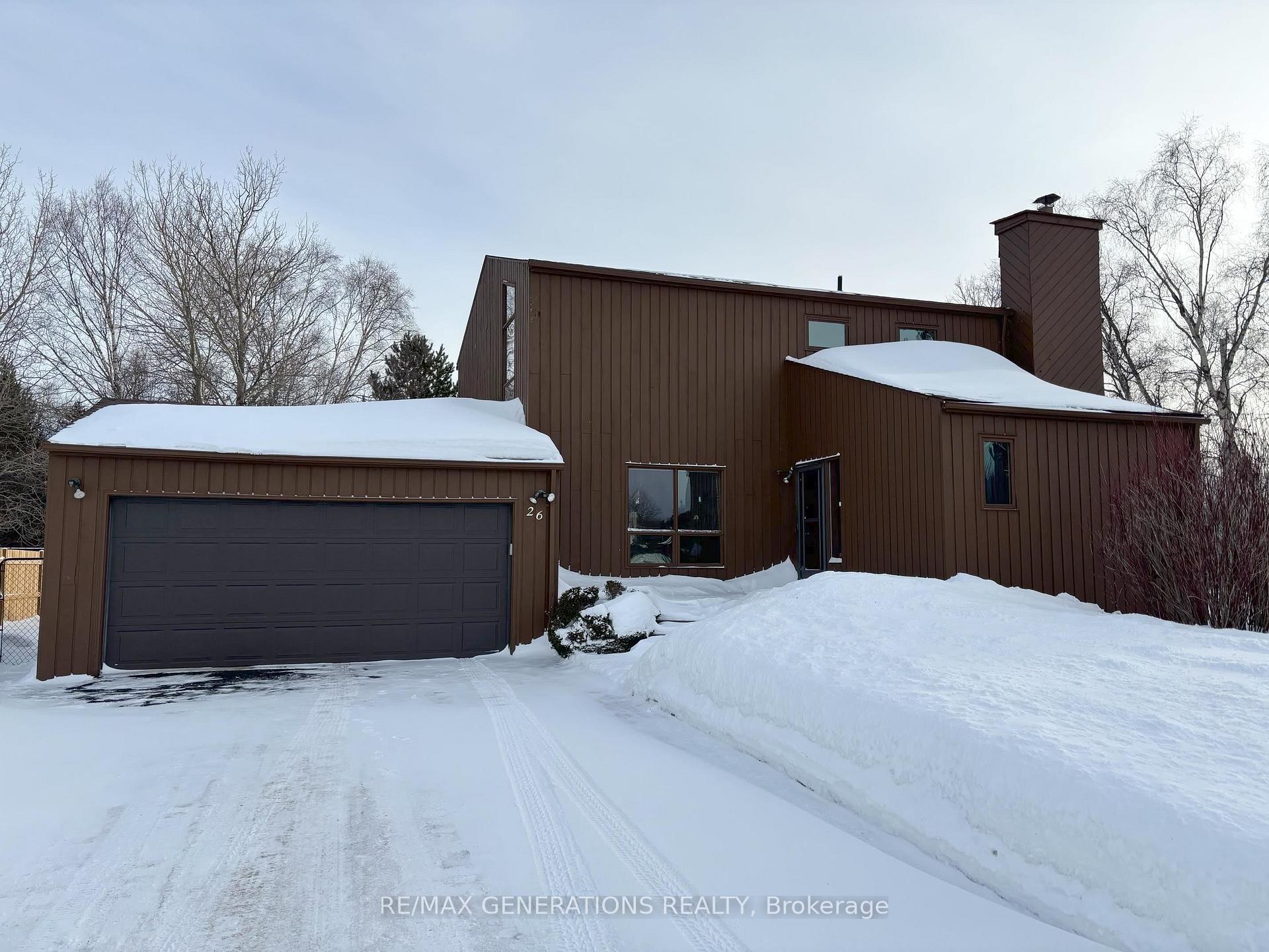Front of 26 Southridge Crescent