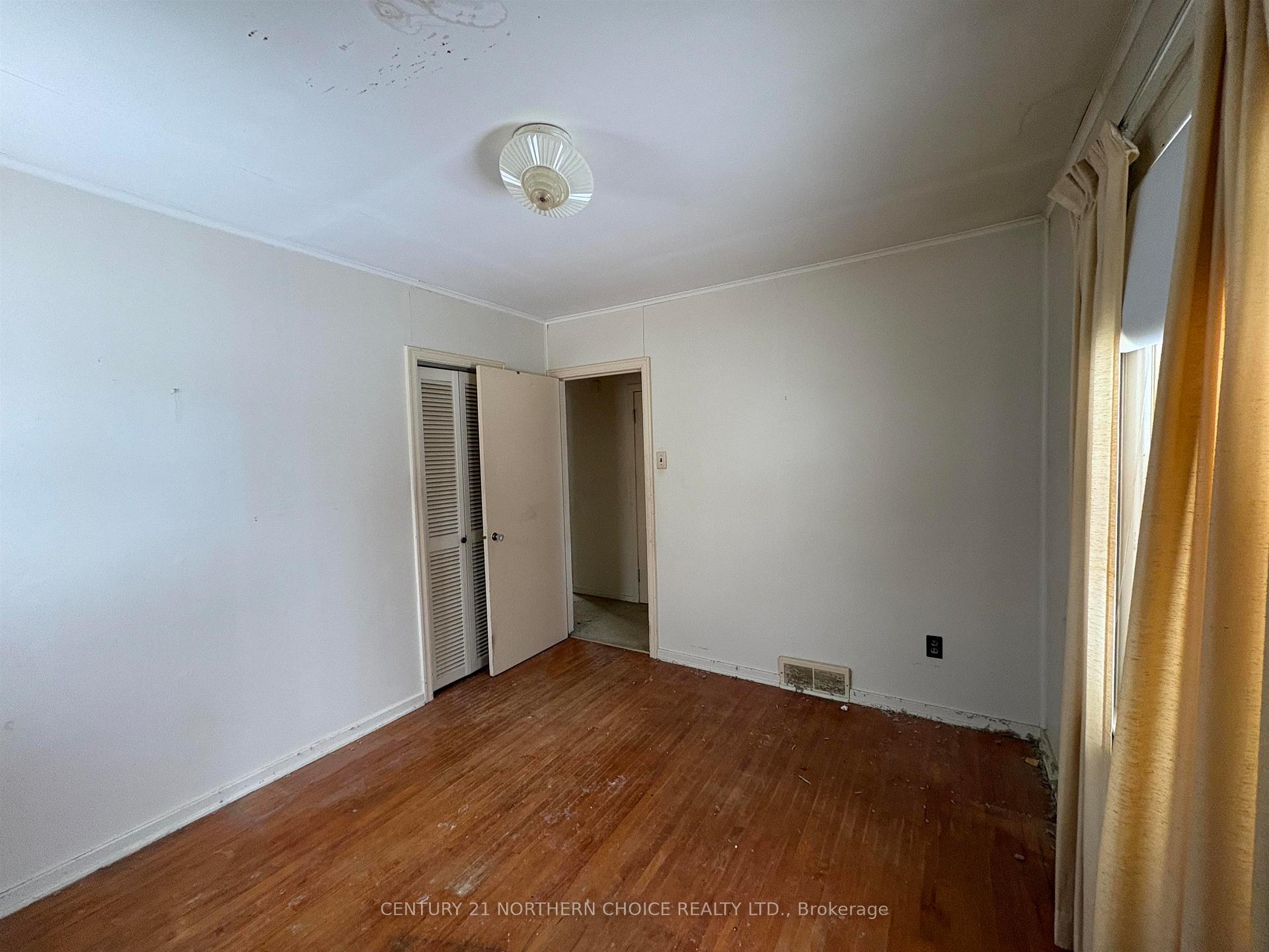 Photo 10 of 609 Second Street W, Fort Frances — HOMEH
