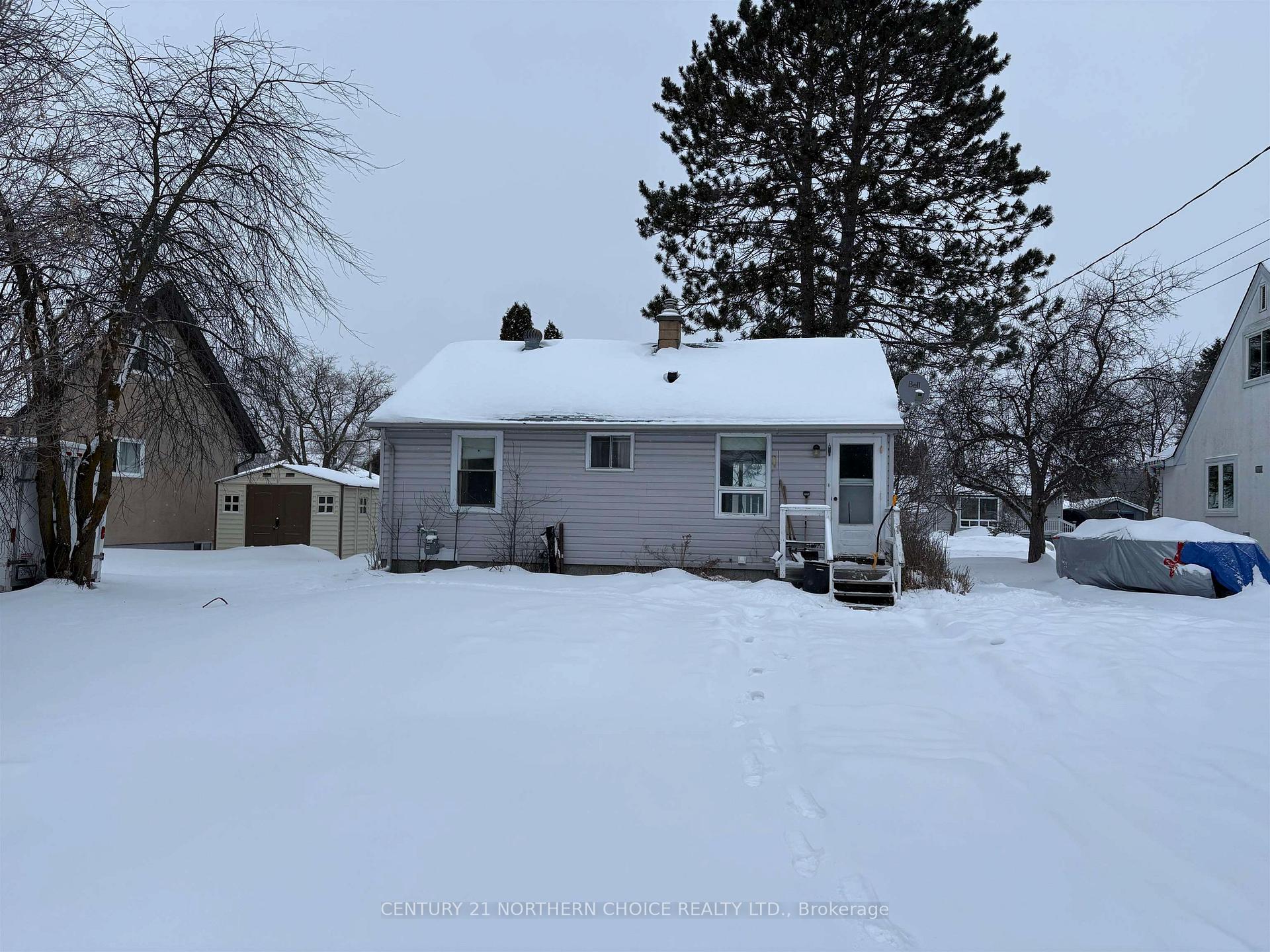 Photo 22 of 609 Second Street W, Fort Frances — HOMEH