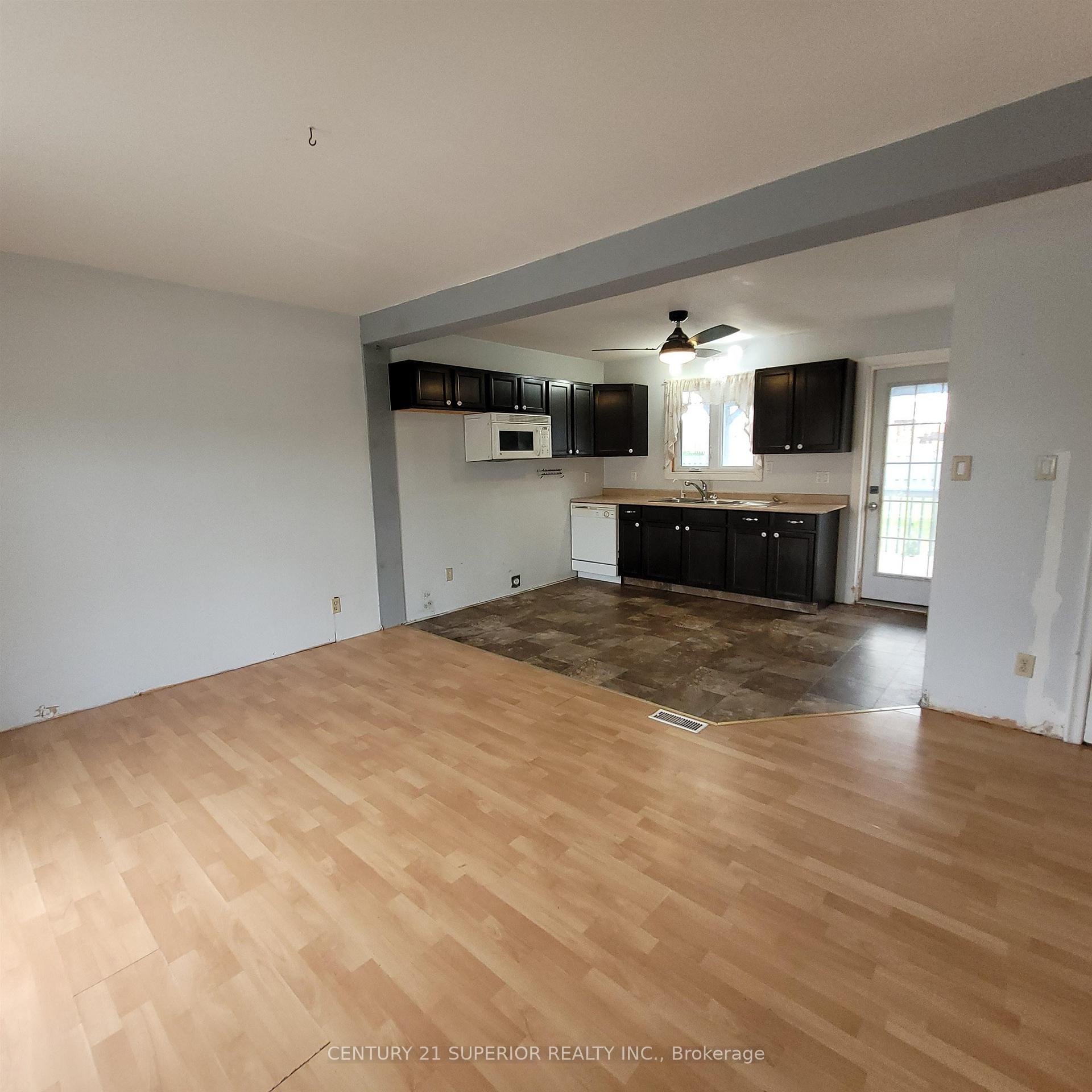 Photo 5 of 42 Ohsweken Road, Manitouwadge — HOMEH
