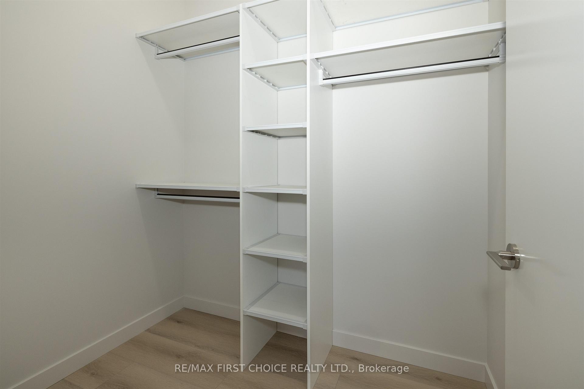 Photo 13 of 828-838 Weiler Boulevard, Thunder Bay, Parkdale — HOMEH