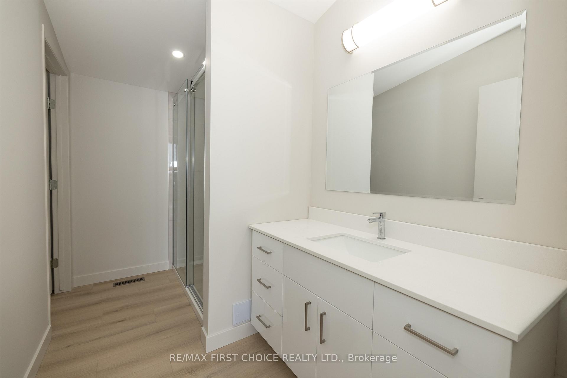 Photo 22 of 828-838 Weiler Boulevard, Thunder Bay, Parkdale — HOMEH