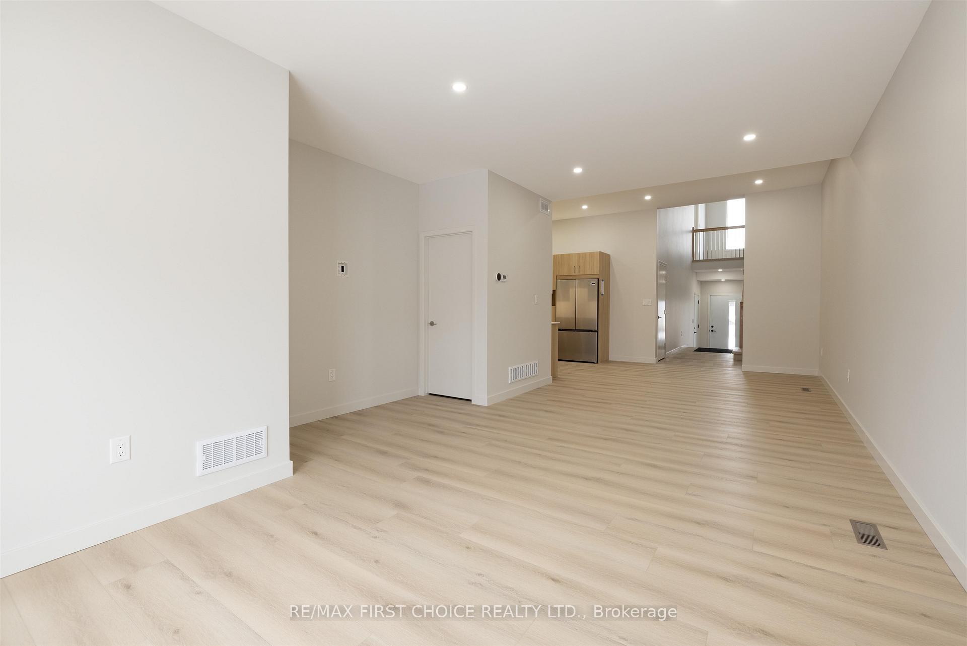 Photo 27 of 828-838 Weiler Boulevard, Thunder Bay, Parkdale — HOMEH