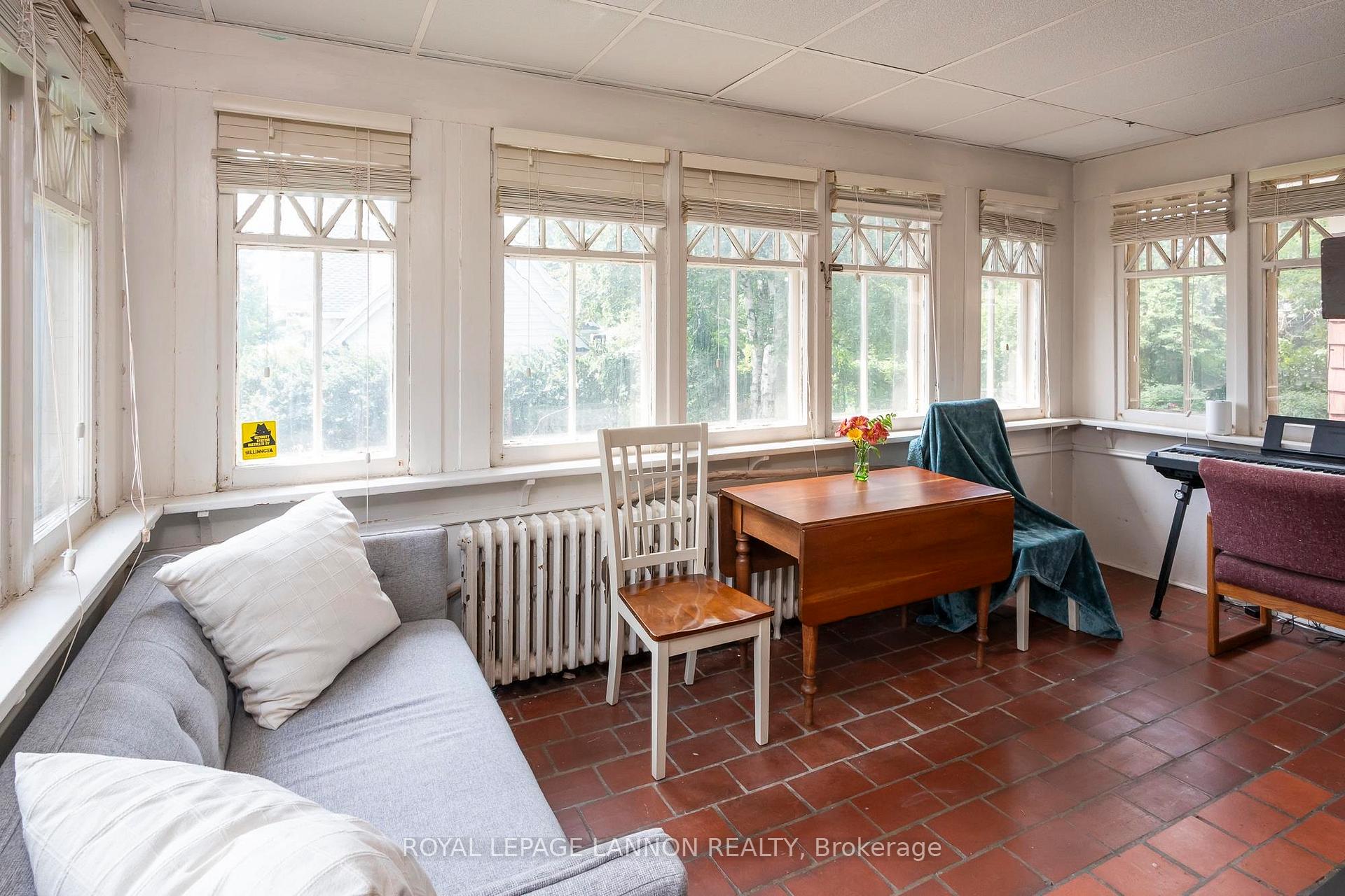 Photo 10 of 124 Summit Avenue, Thunder Bay, Mariday Heights — HOMEH