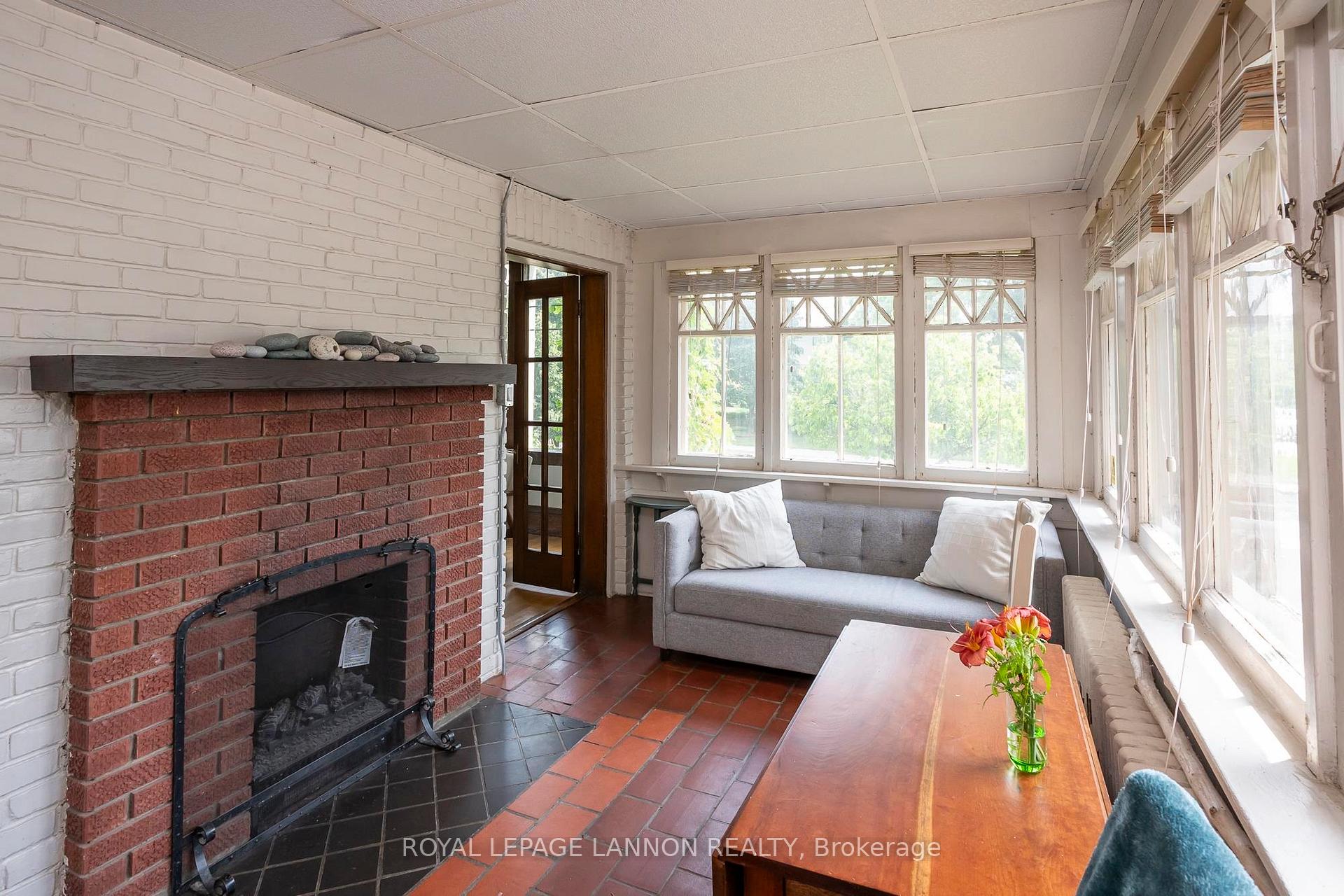 Photo 11 of 124 Summit Avenue, Thunder Bay, Mariday Heights — HOMEH