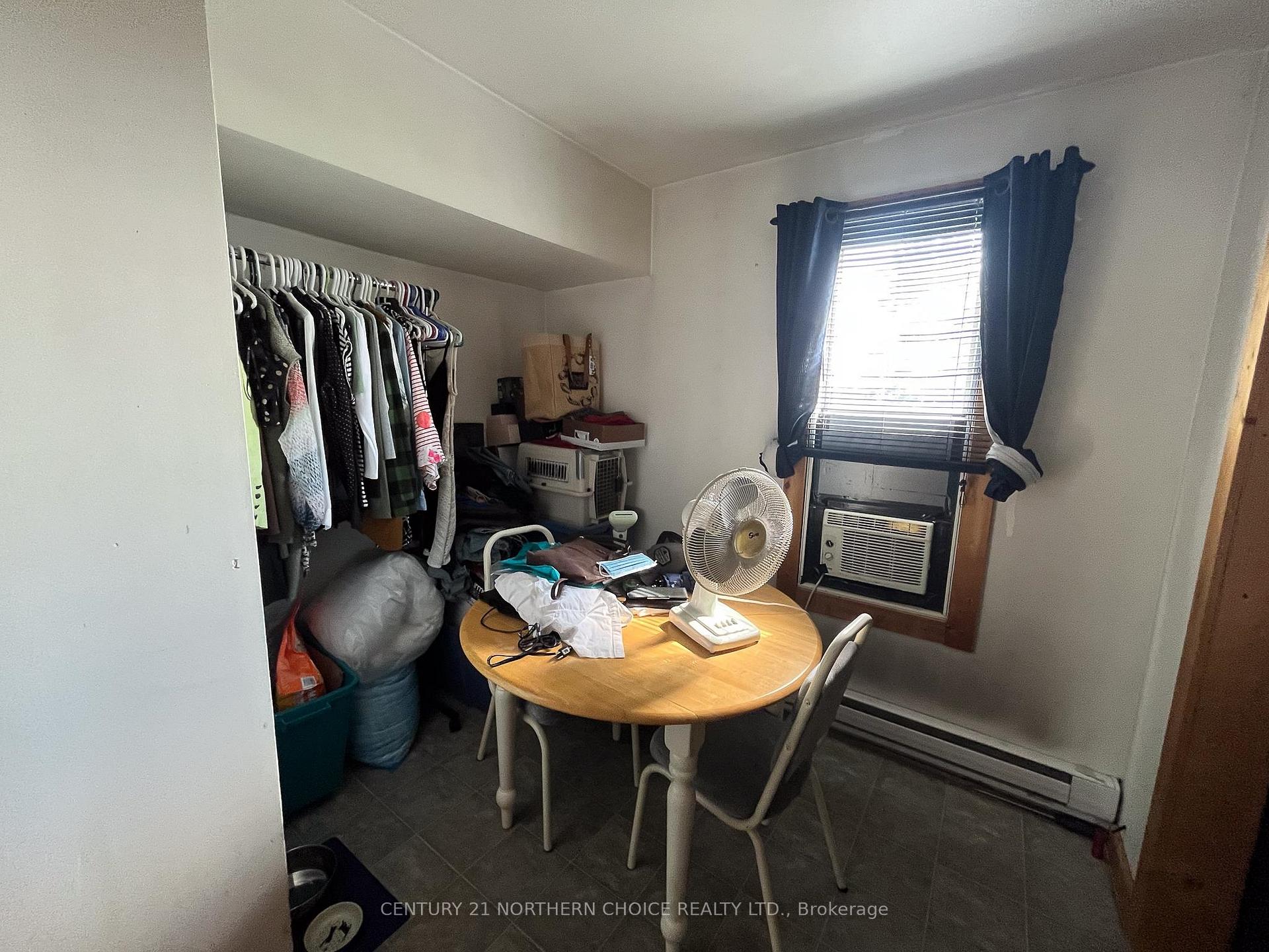 Photo 16 of 424 Third Street S, Kenora, Downtown — HOMEH