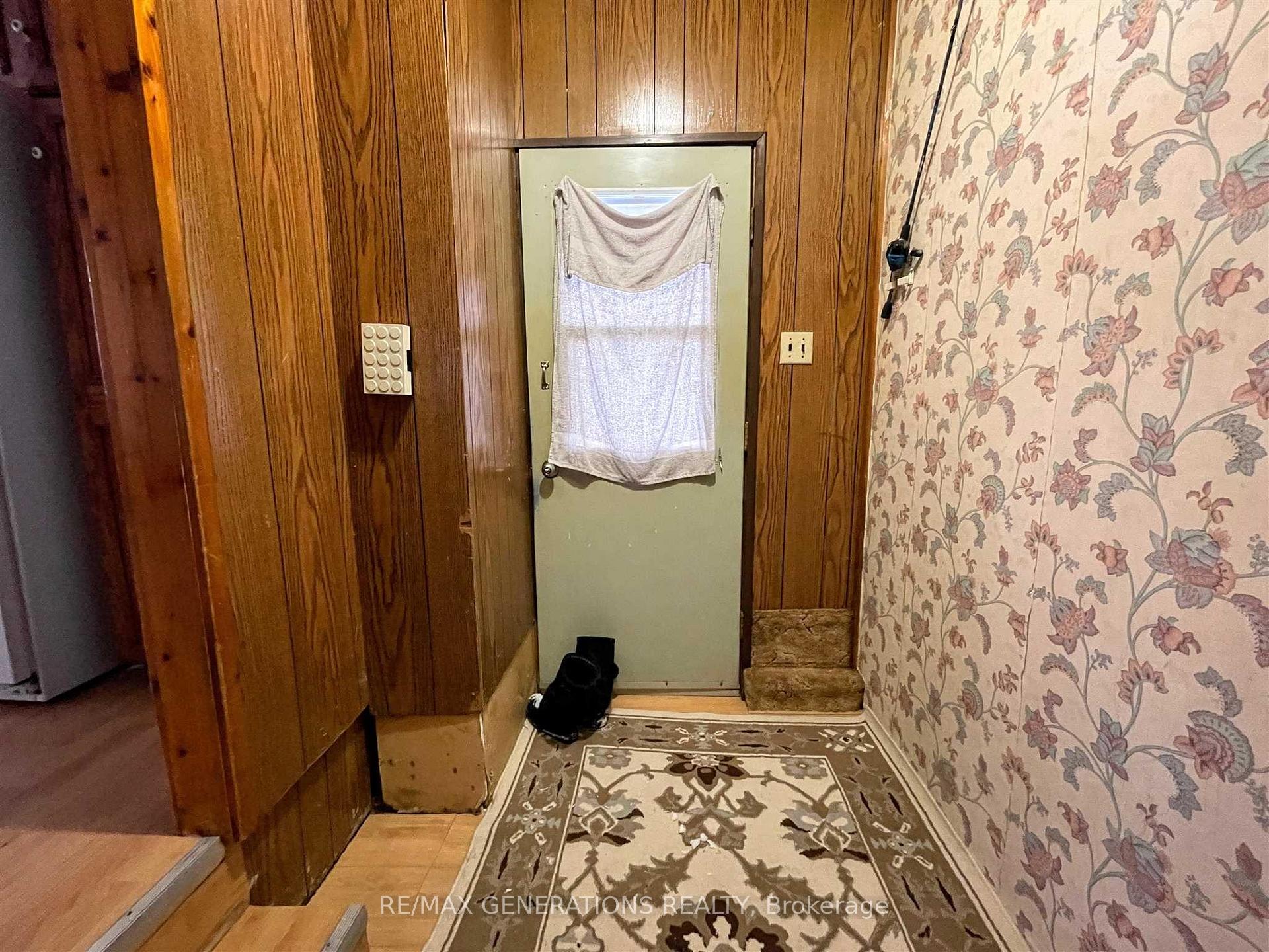 Photo 2 of 43 Stevens Avenue, Marathon — HOMEH