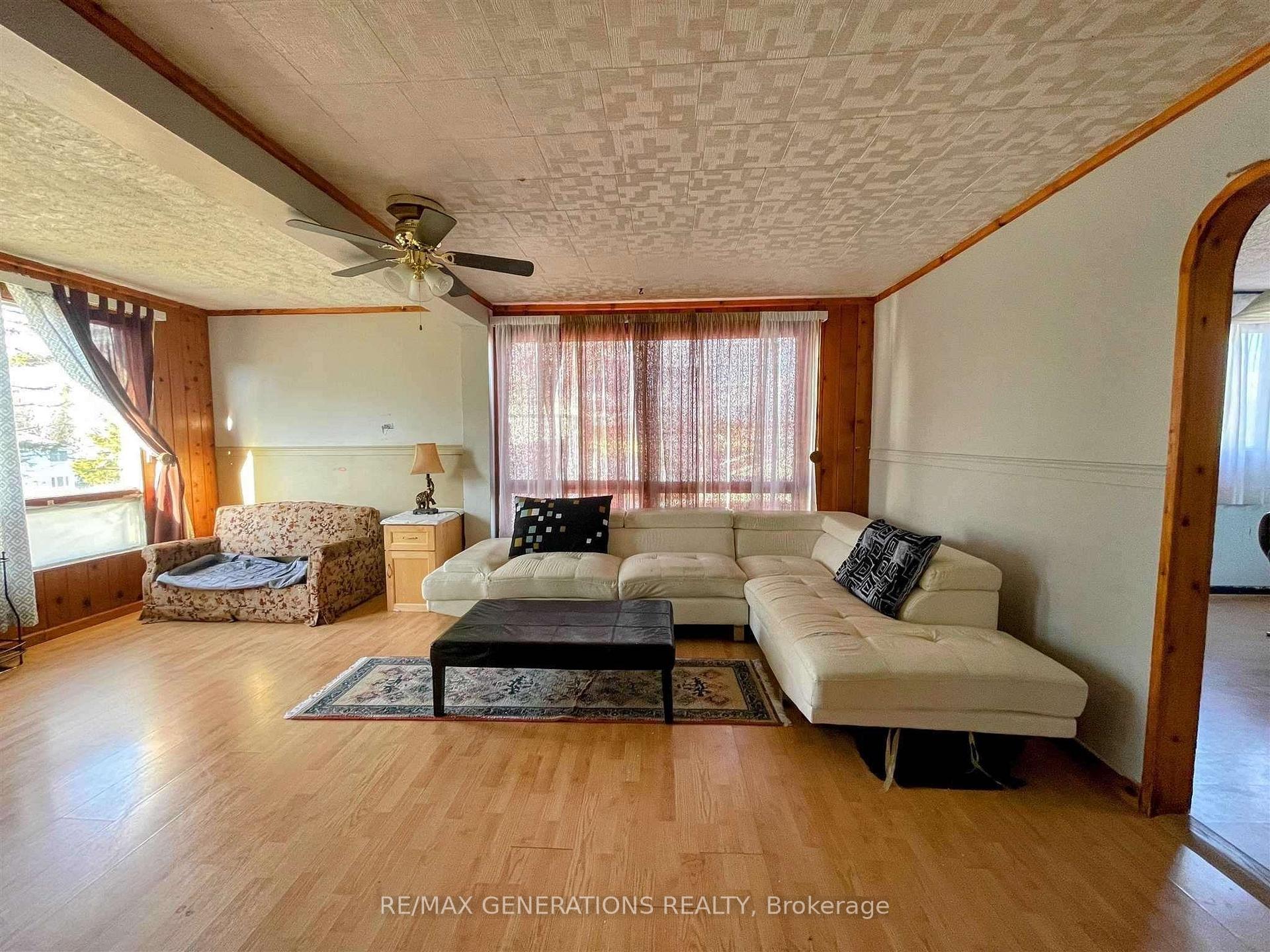 Photo 4 of 43 Stevens Avenue, Marathon — HOMEH