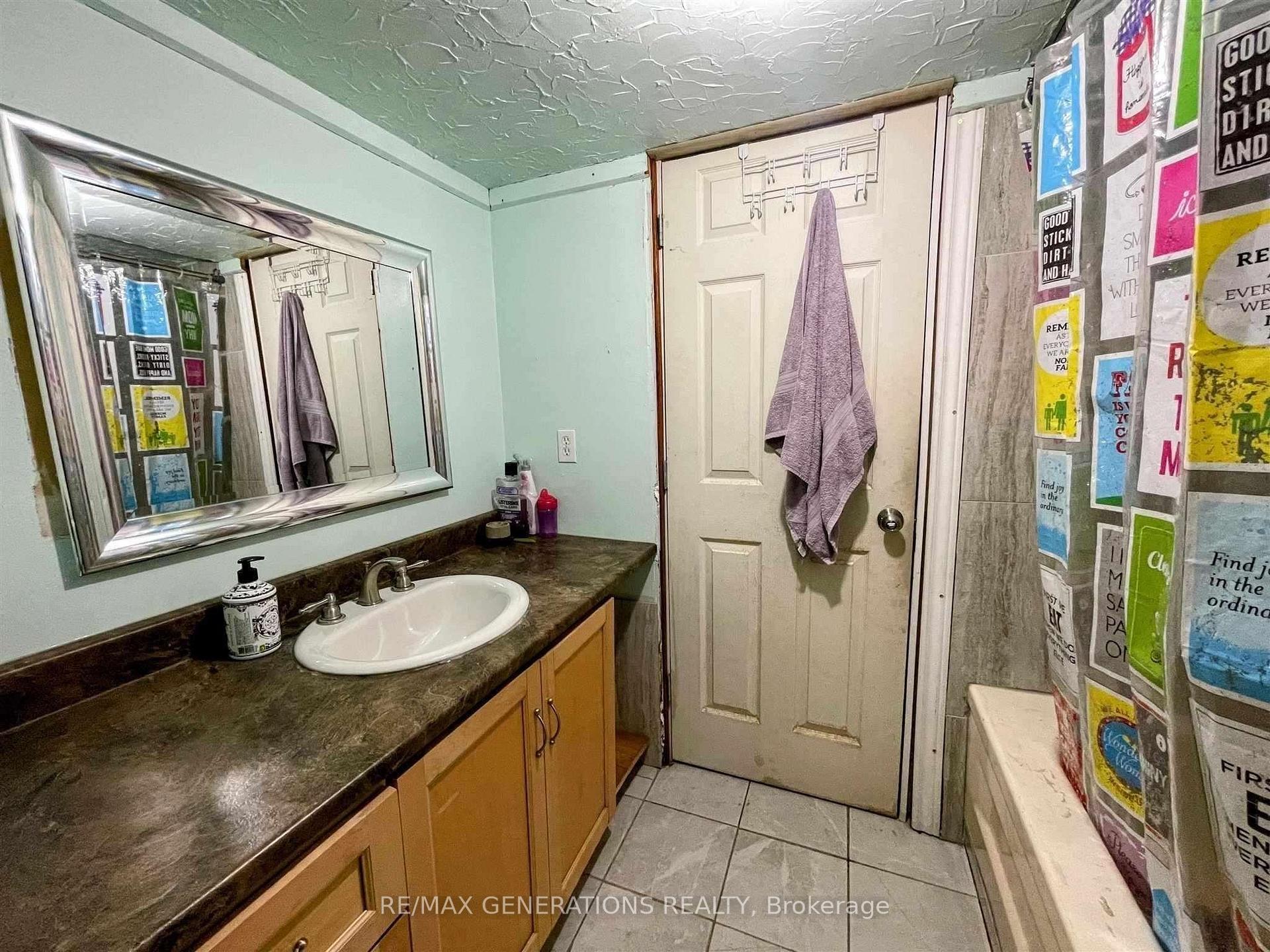 Photo 17 of 43 Stevens Avenue, Marathon — HOMEH