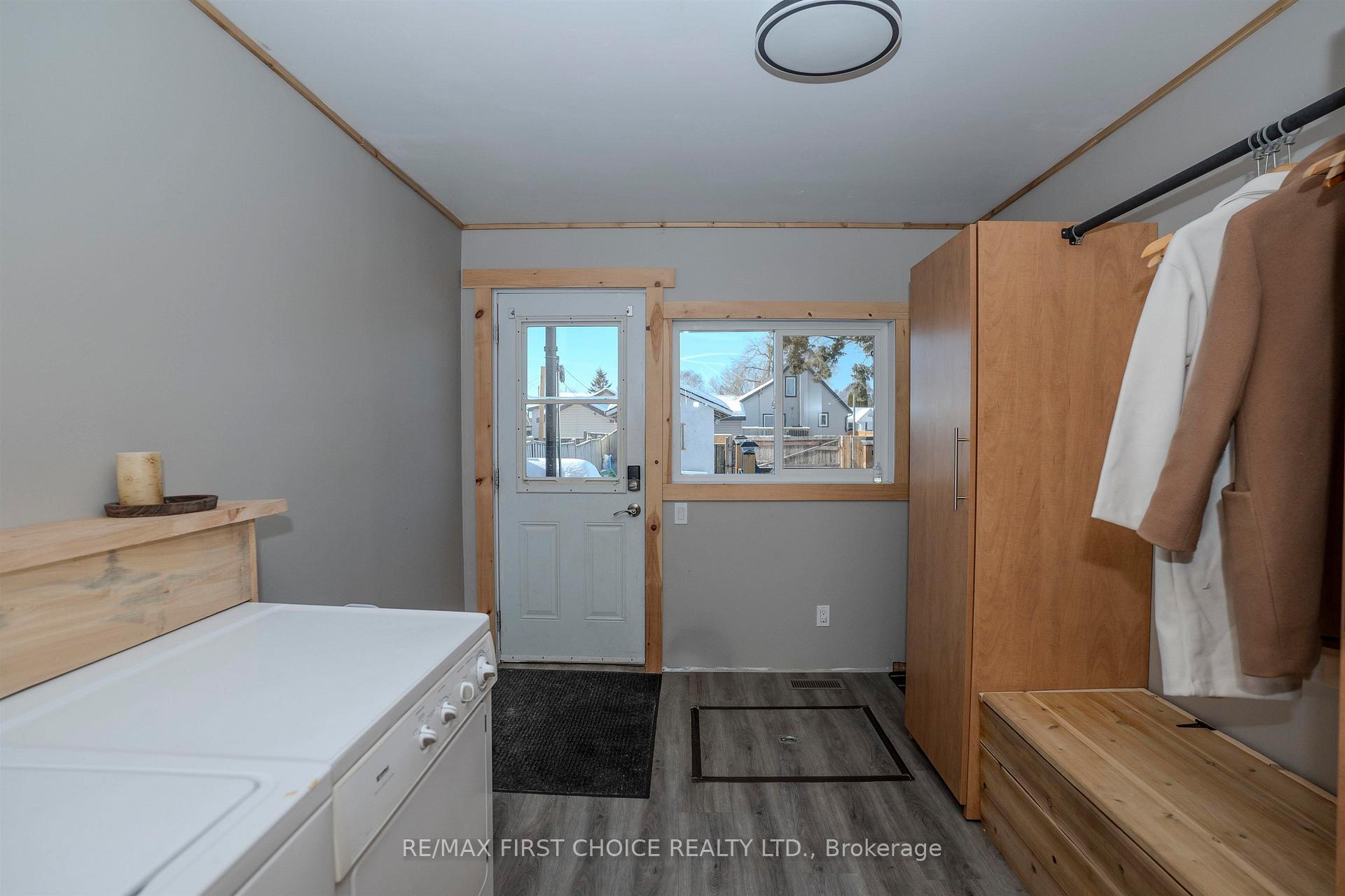 Photo 6 of 741 Sprague Street, Thunder Bay, Westfort — HOMEH