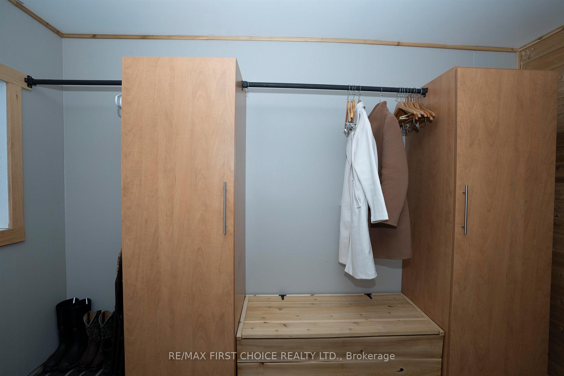 Photo 8 of 741 Sprague Street, Thunder Bay, Westfort — HOMEH