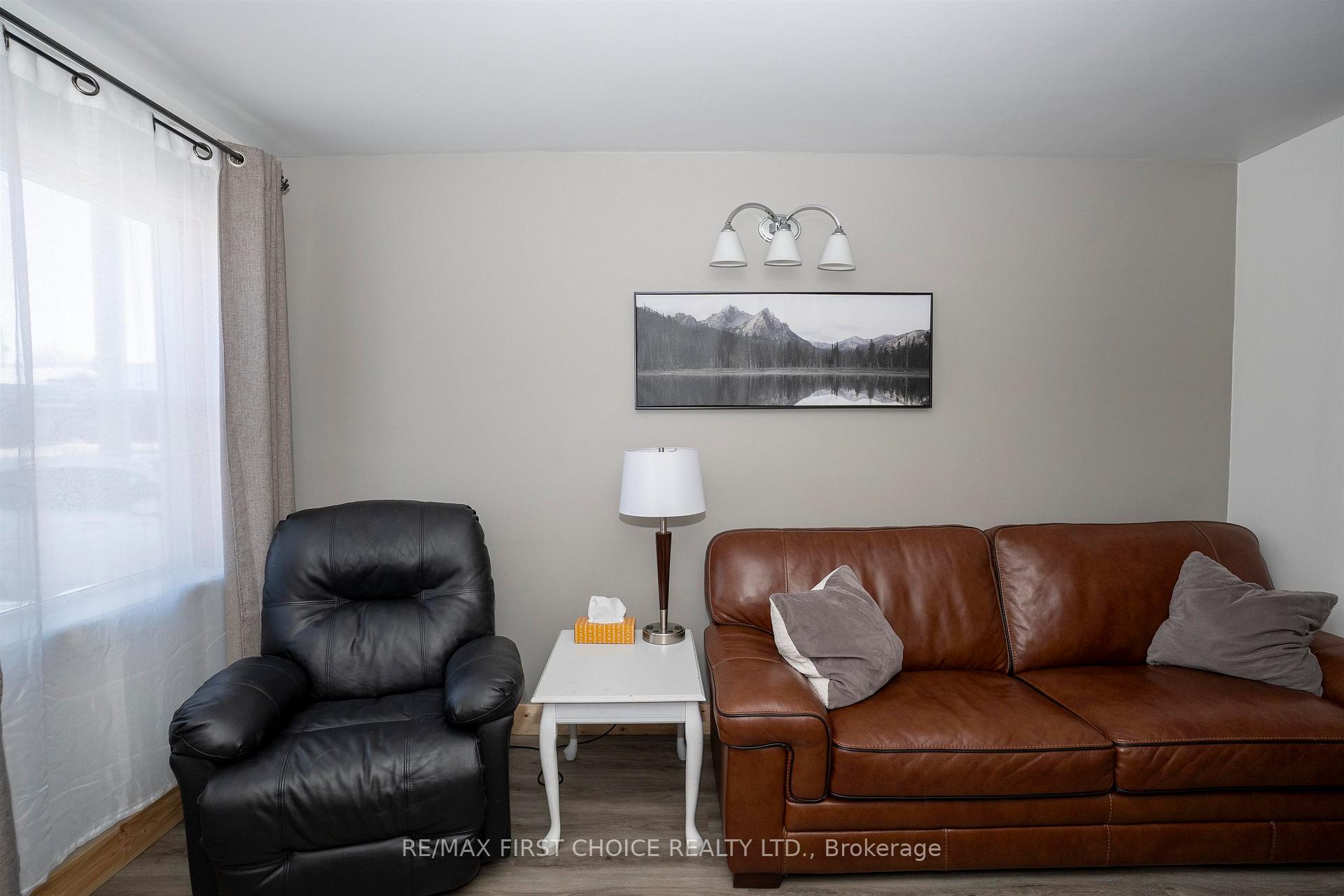 Photo 19 of 741 Sprague Street, Thunder Bay, Westfort — HOMEH