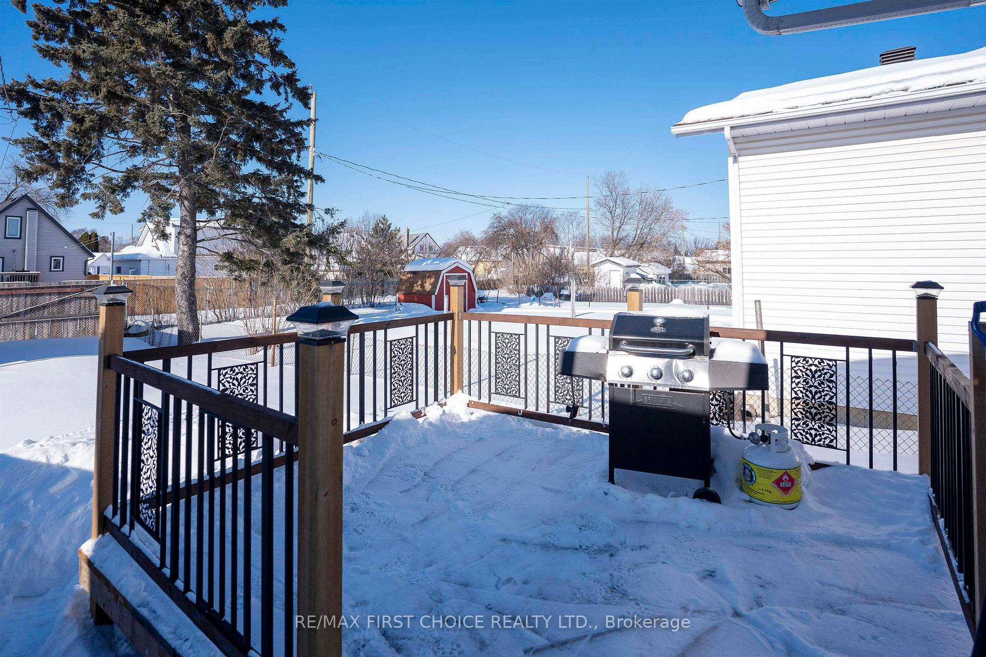 Photo 27 of 741 Sprague Street, Thunder Bay, Westfort — HOMEH