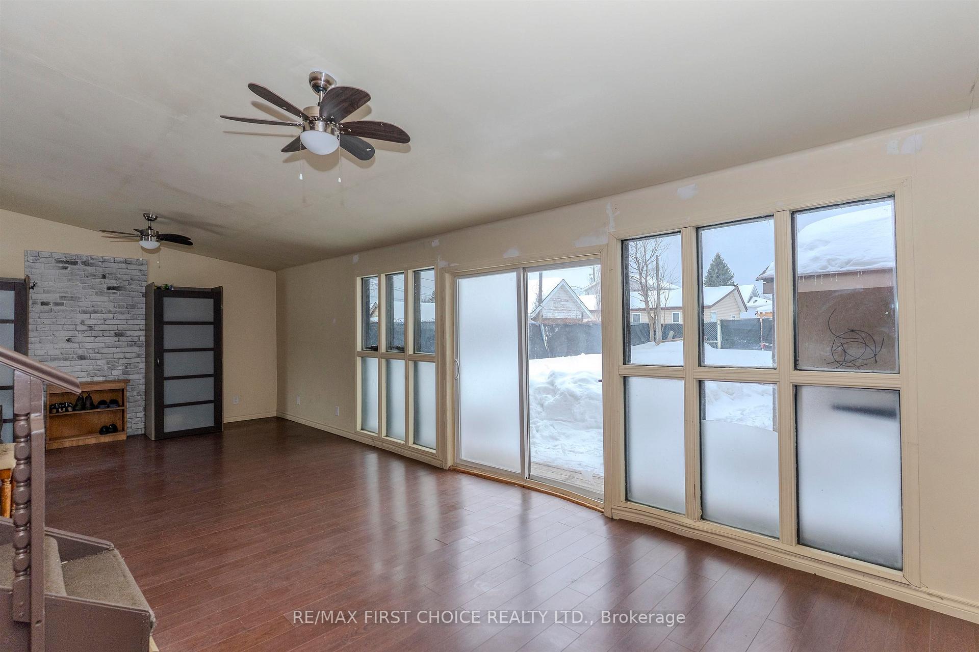 Photo 7 of 554 High Street S, Thunder Bay, Court / Cumberland — HOMEH