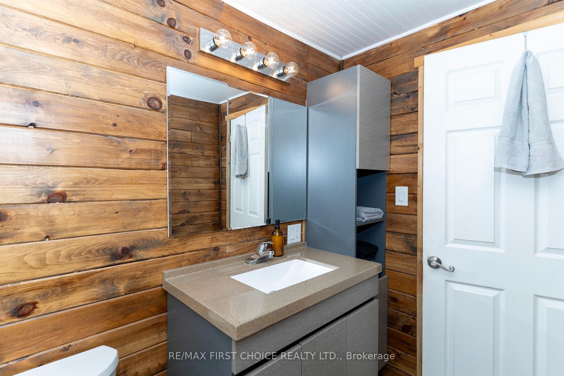 Photo 21 of 554 High Street S, Thunder Bay, Court / Cumberland — HOMEH