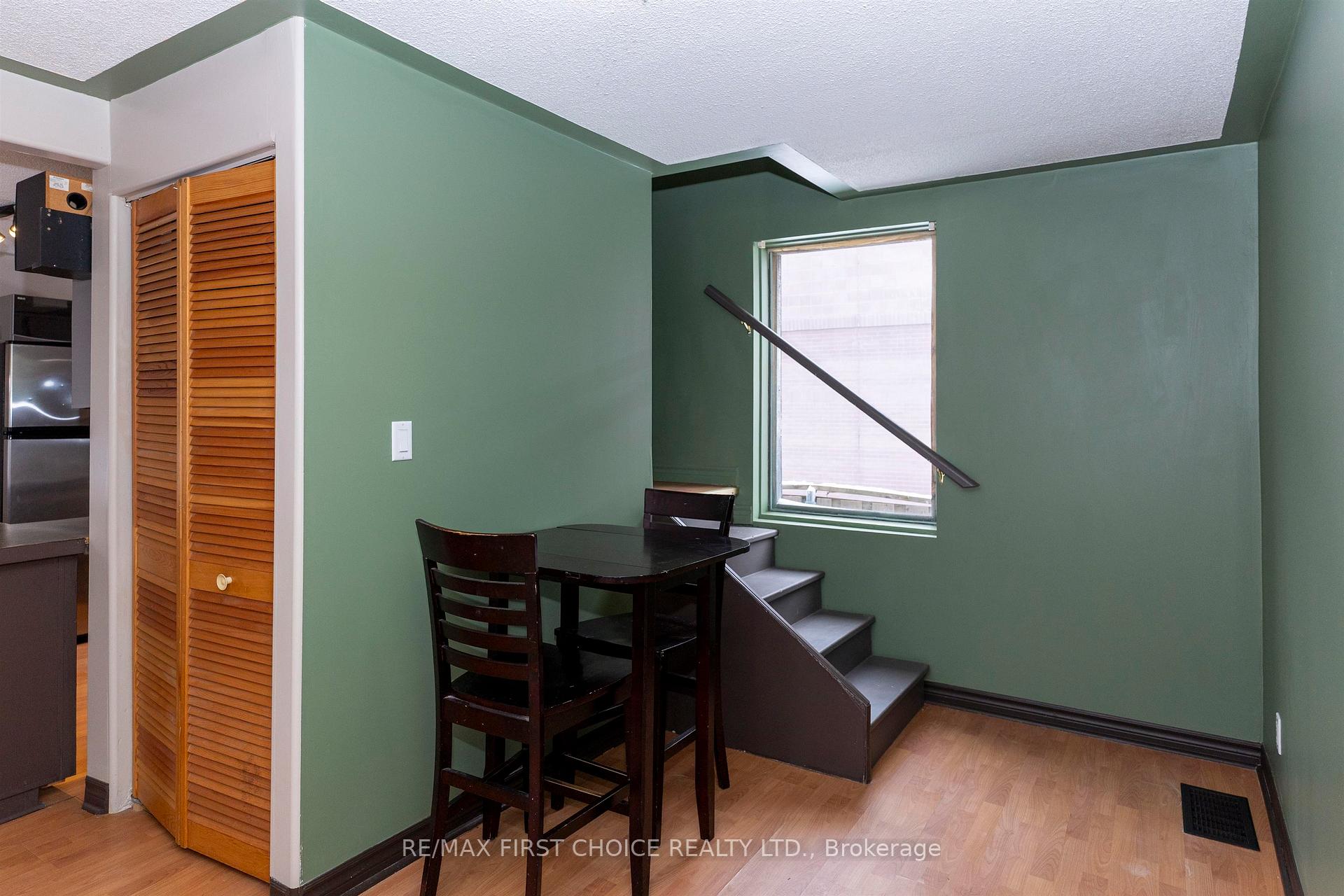 Photo 22 of 554 High Street S, Thunder Bay, Court / Cumberland — HOMEH