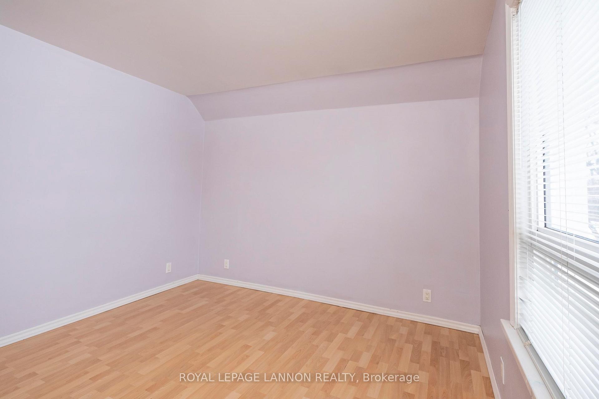 Photo 17 of 824 Finlayson Street, Thunder Bay, McKeller Park — HOMEH