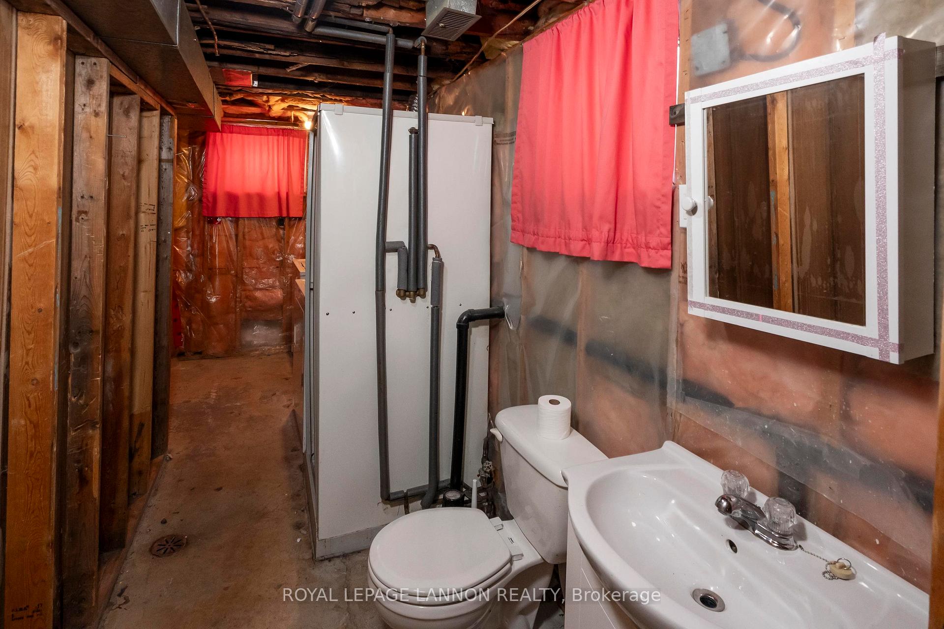 Photo 29 of 824 Finlayson Street, Thunder Bay, McKeller Park — HOMEH