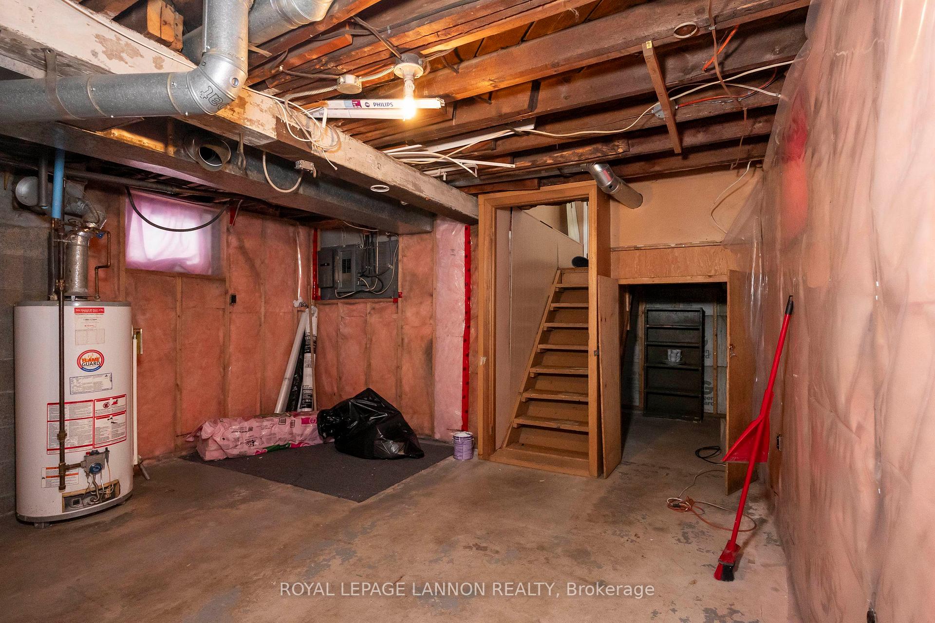 Photo 32 of 824 Finlayson Street, Thunder Bay, McKeller Park — HOMEH