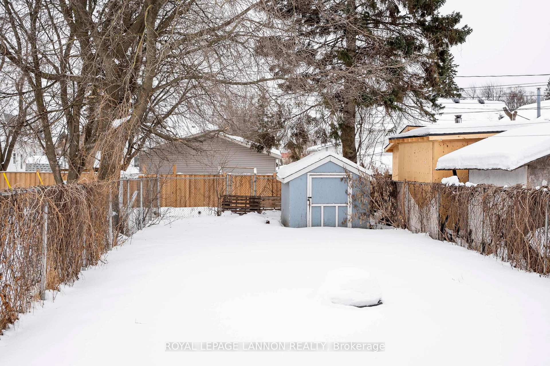 Photo 41 of 824 Finlayson Street, Thunder Bay, McKeller Park — HOMEH