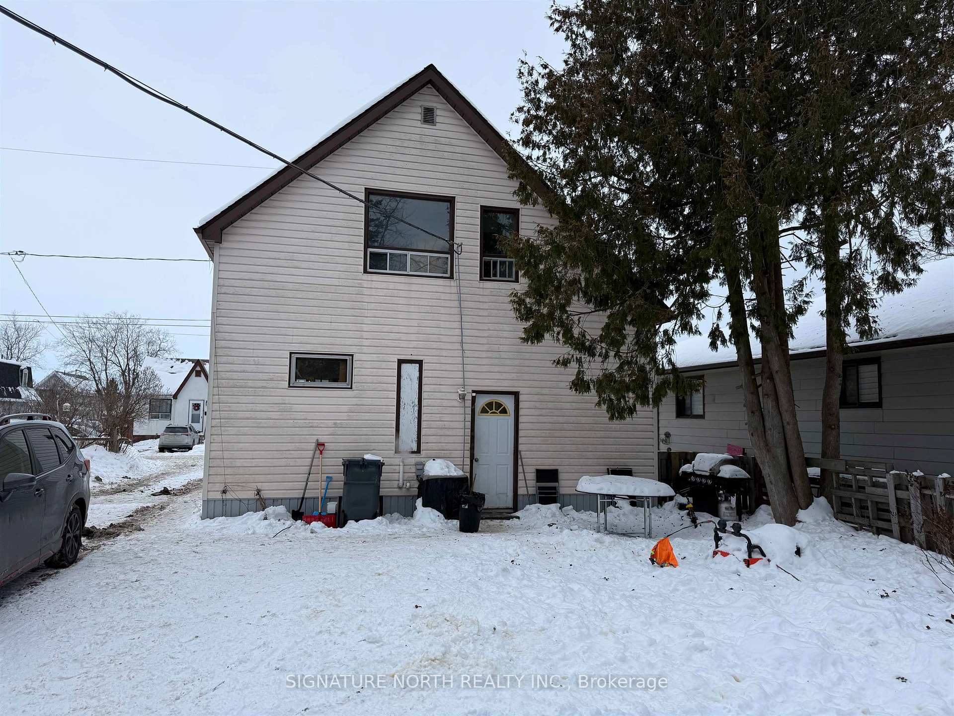 Photo 5 of 468 Merrill Street, Thunder Bay, Current River — HOMEH