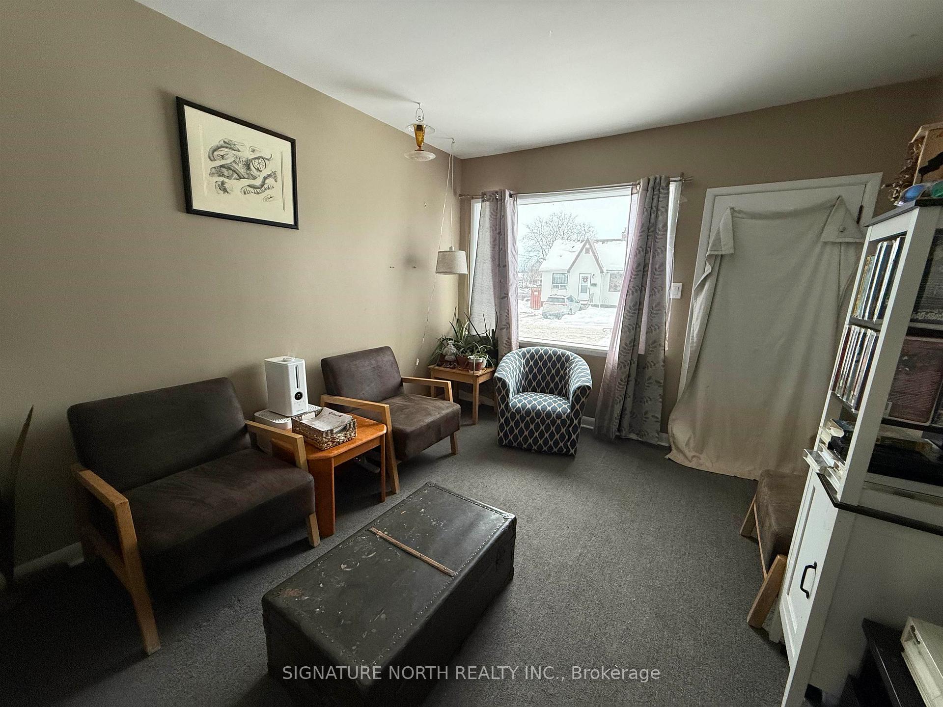 Photo 6 of 468 Merrill Street, Thunder Bay, Current River — HOMEH