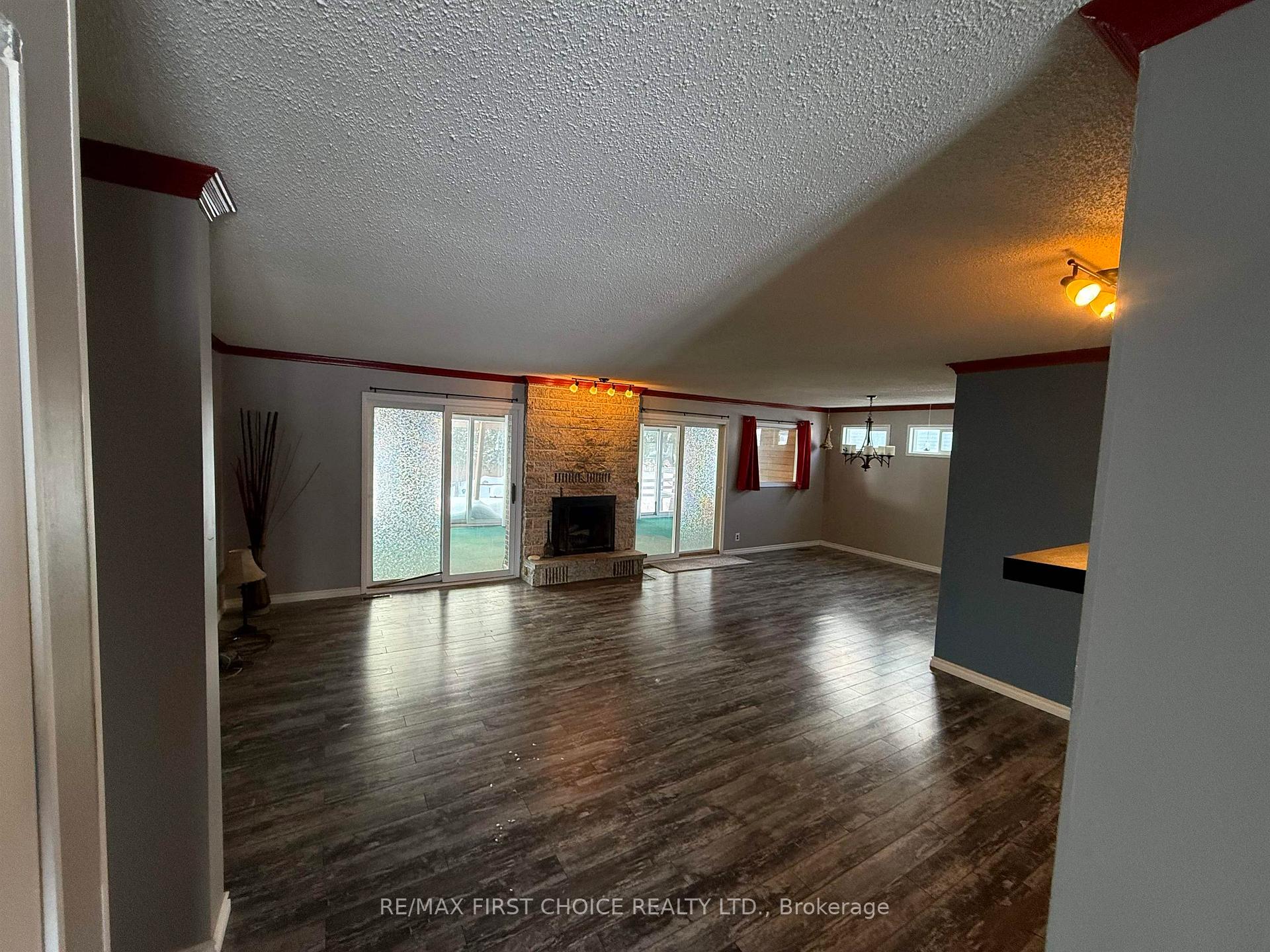 Photo 3 of 210 Parkdale Road, Dryden, Milestone — HOMEH